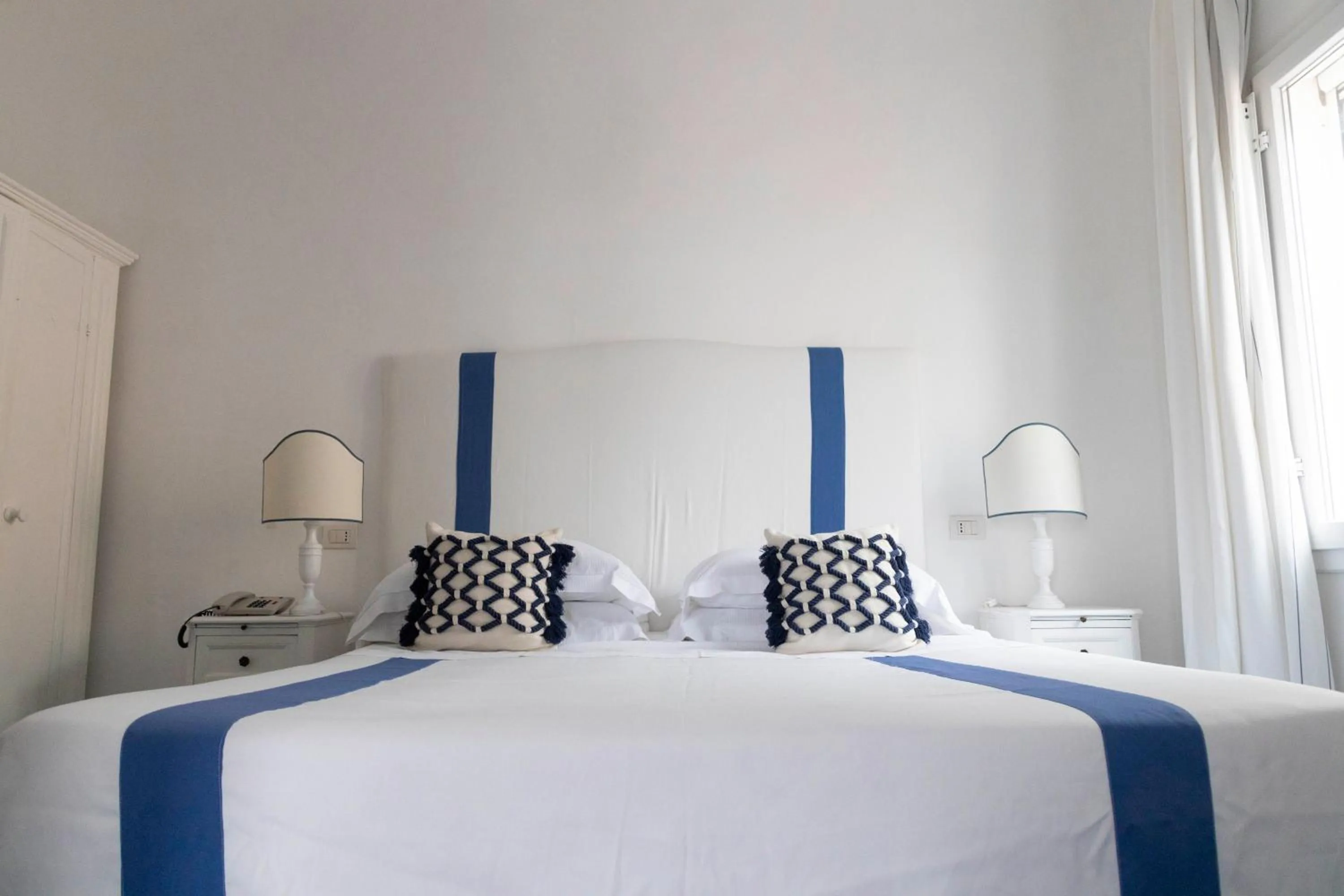 Bed in Hotel Chiaia Di Luna