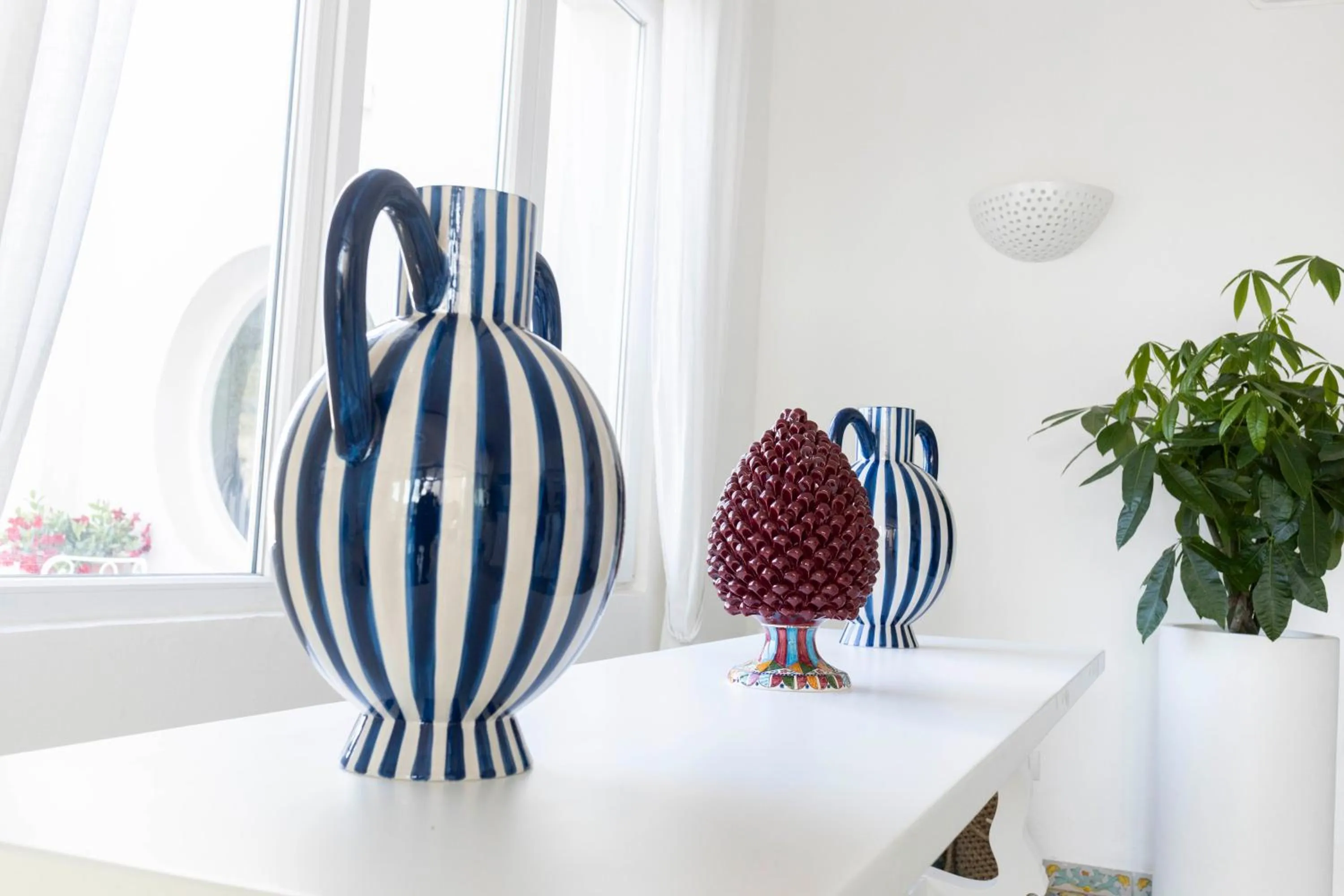 Restaurant/places to eat in Hotel Chiaia Di Luna