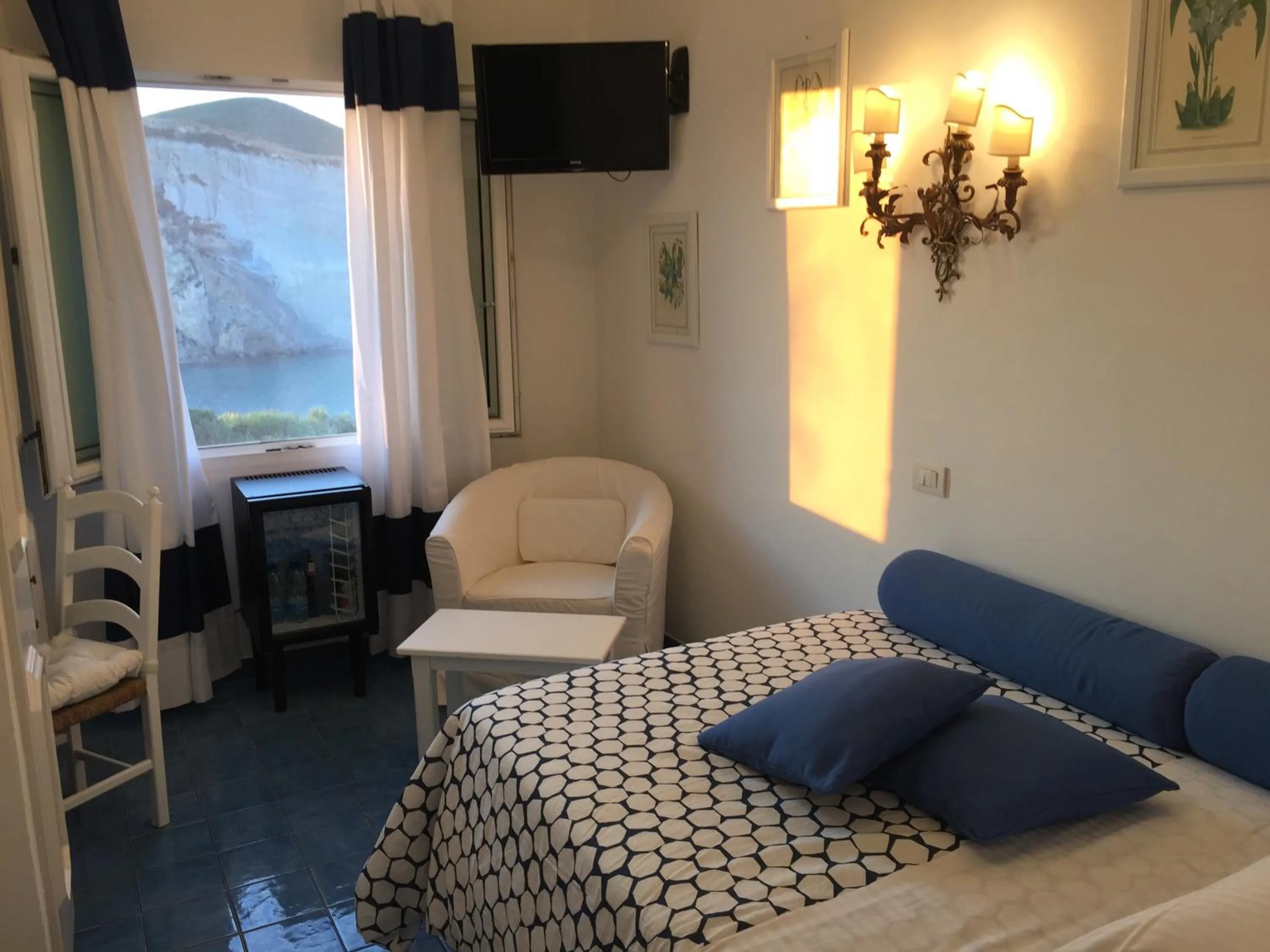 Bed in Hotel Chiaia Di Luna