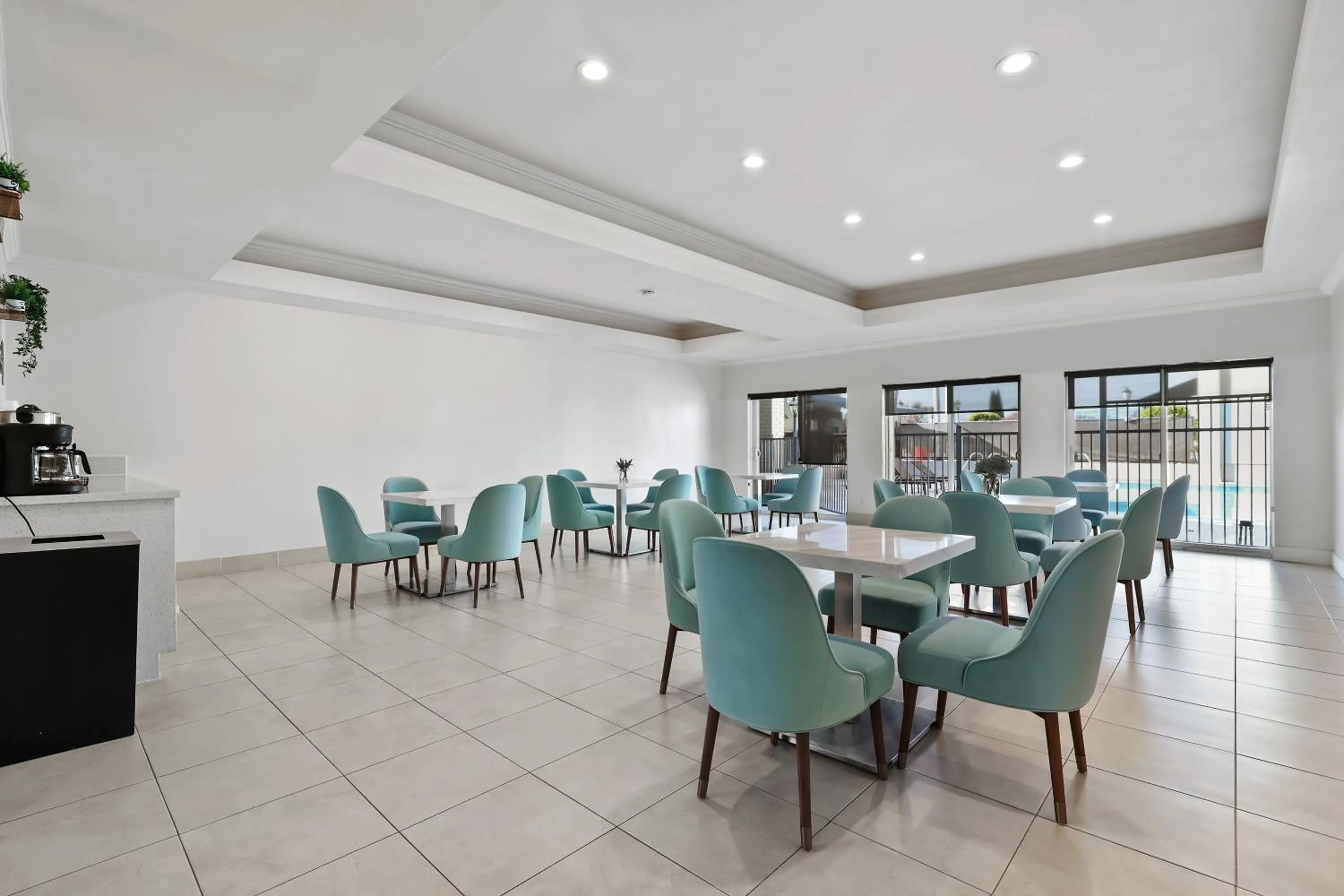 Breakfast in Brookhurst Plaza Inn