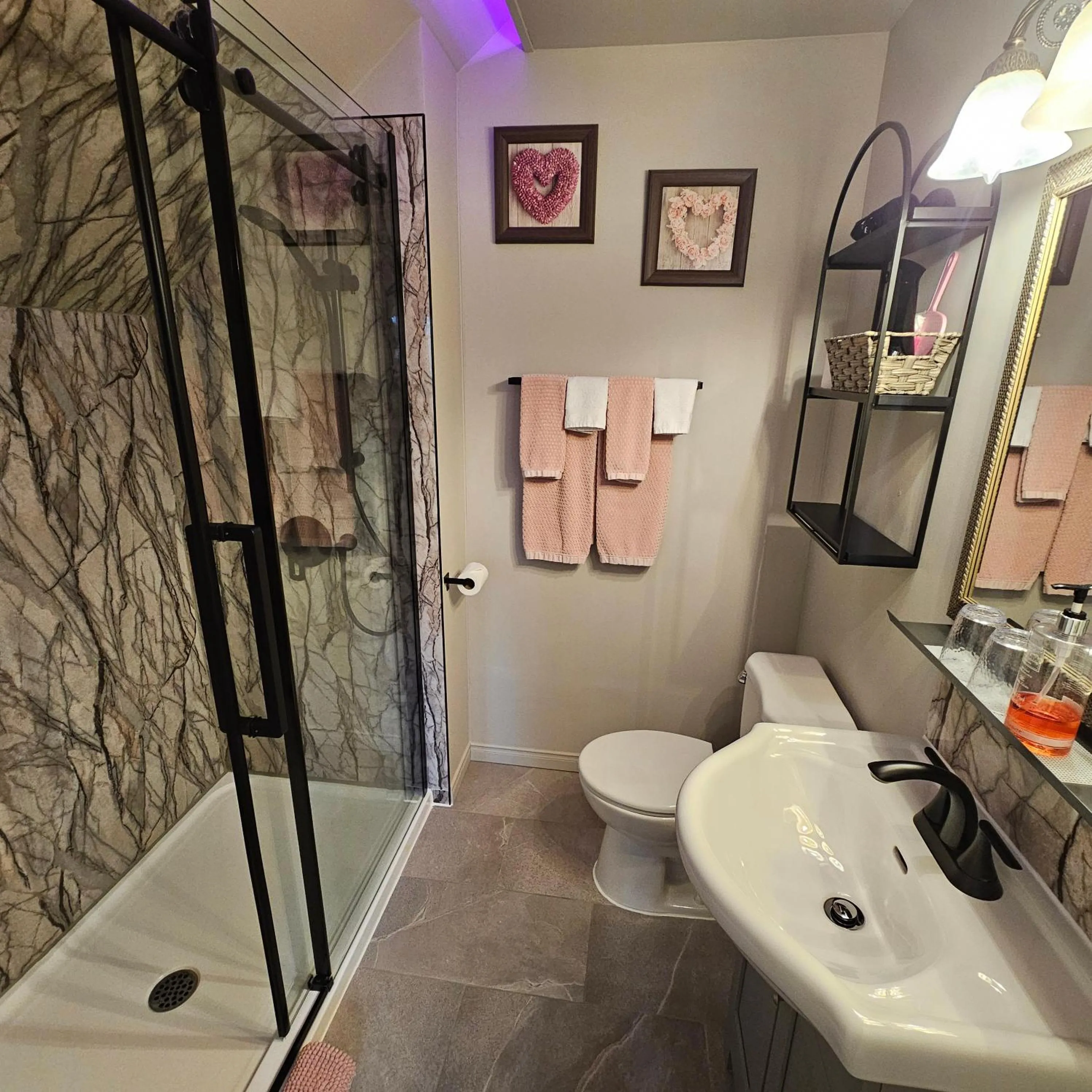 Bathroom in Auberge La Châtelaine