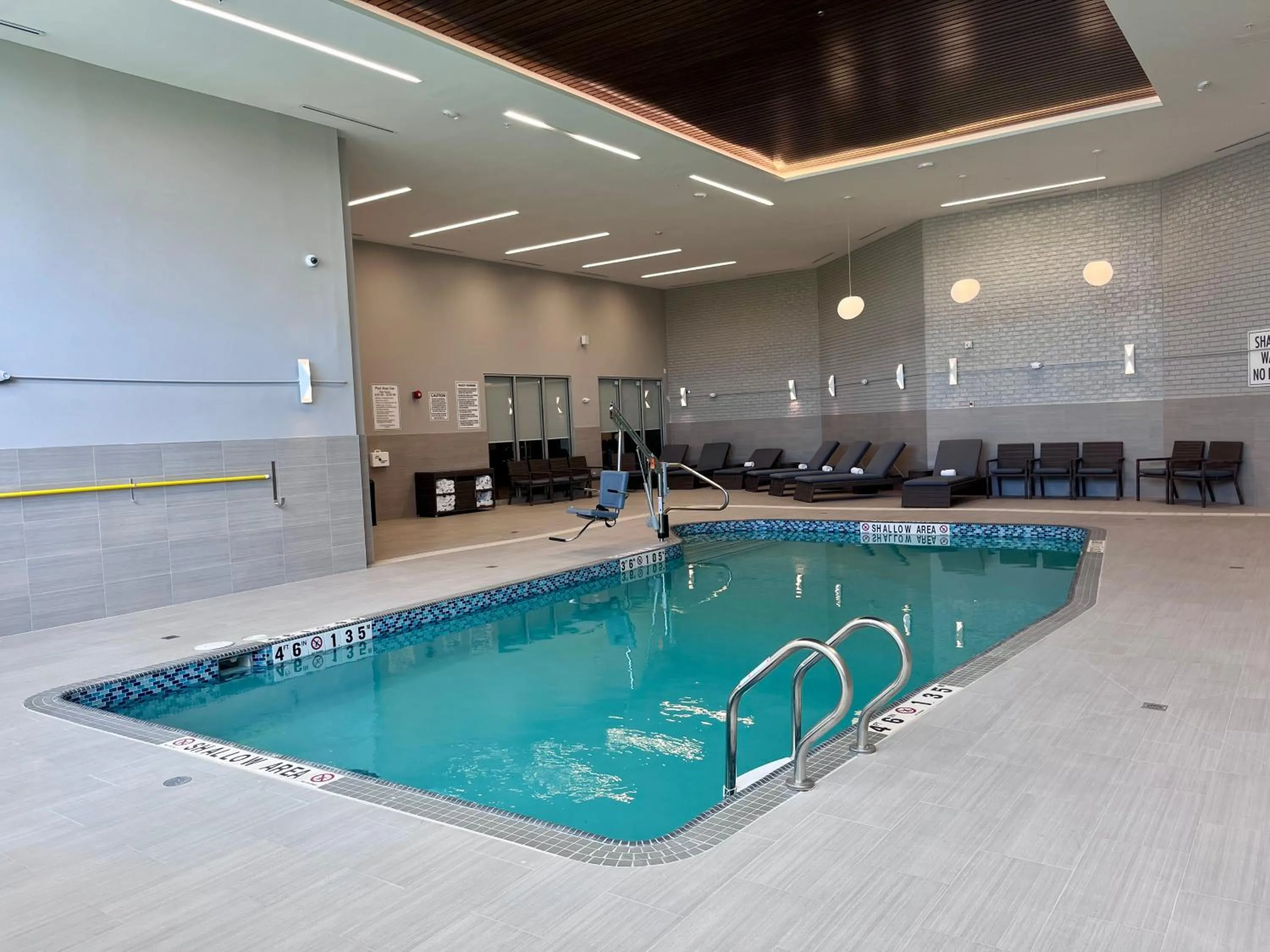 Swimming pool in DoubleTree by Hilton Kingston - Newly Renovated