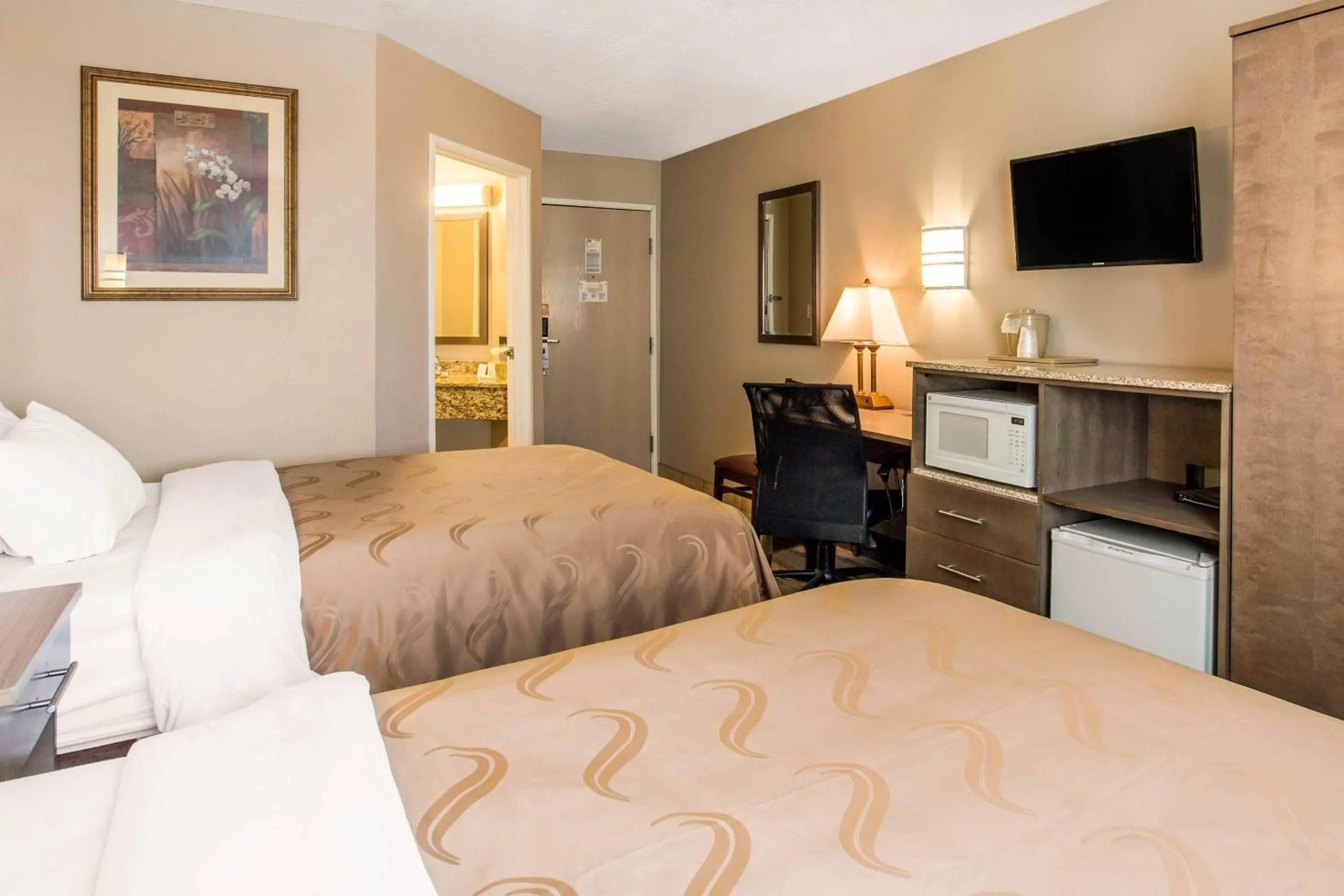 Bedroom, Bed in Quality Inn Moriarty