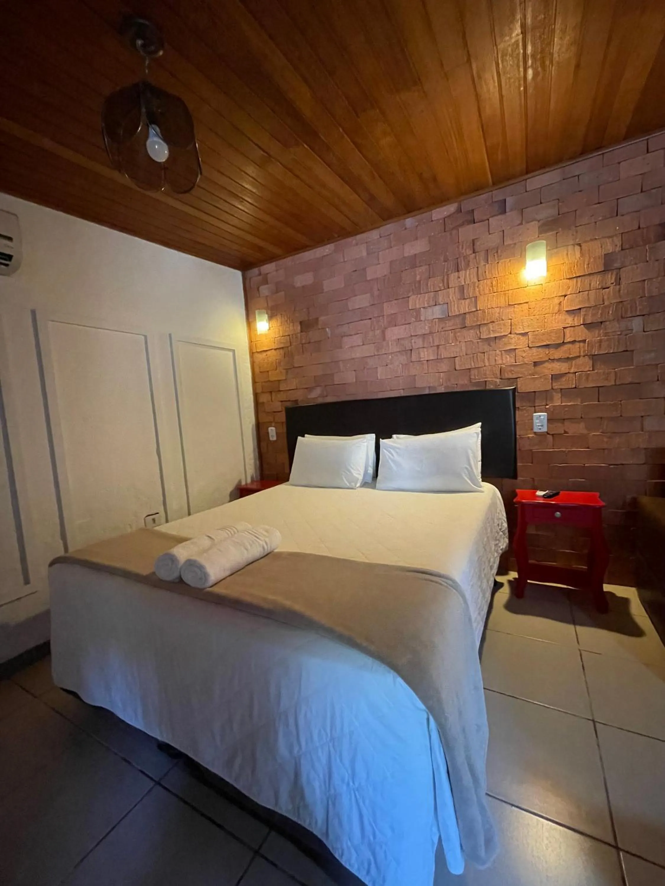 Bed in Pousada Ilha da Magia