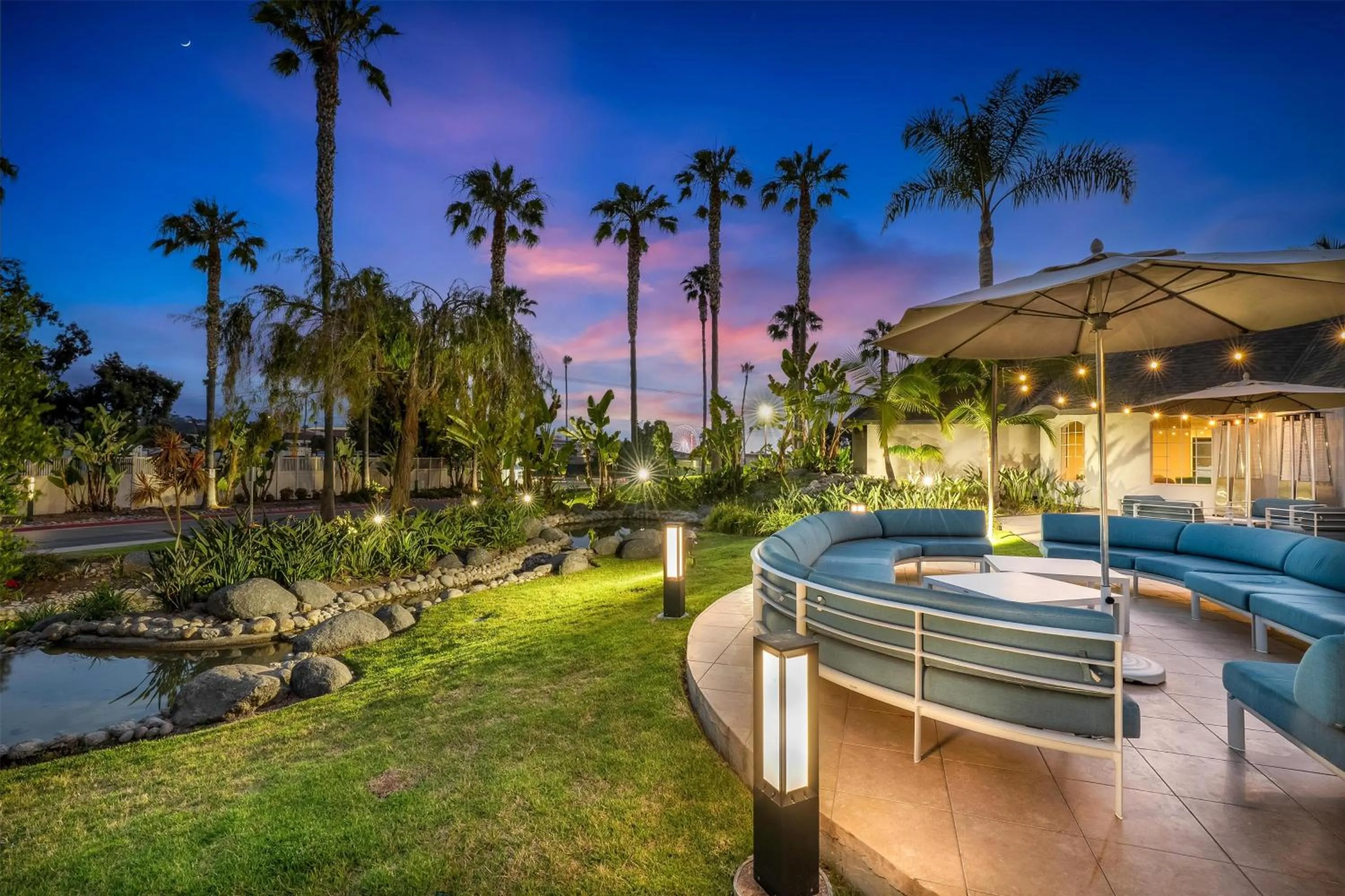 Garden in Hilton San Diego/Del Mar