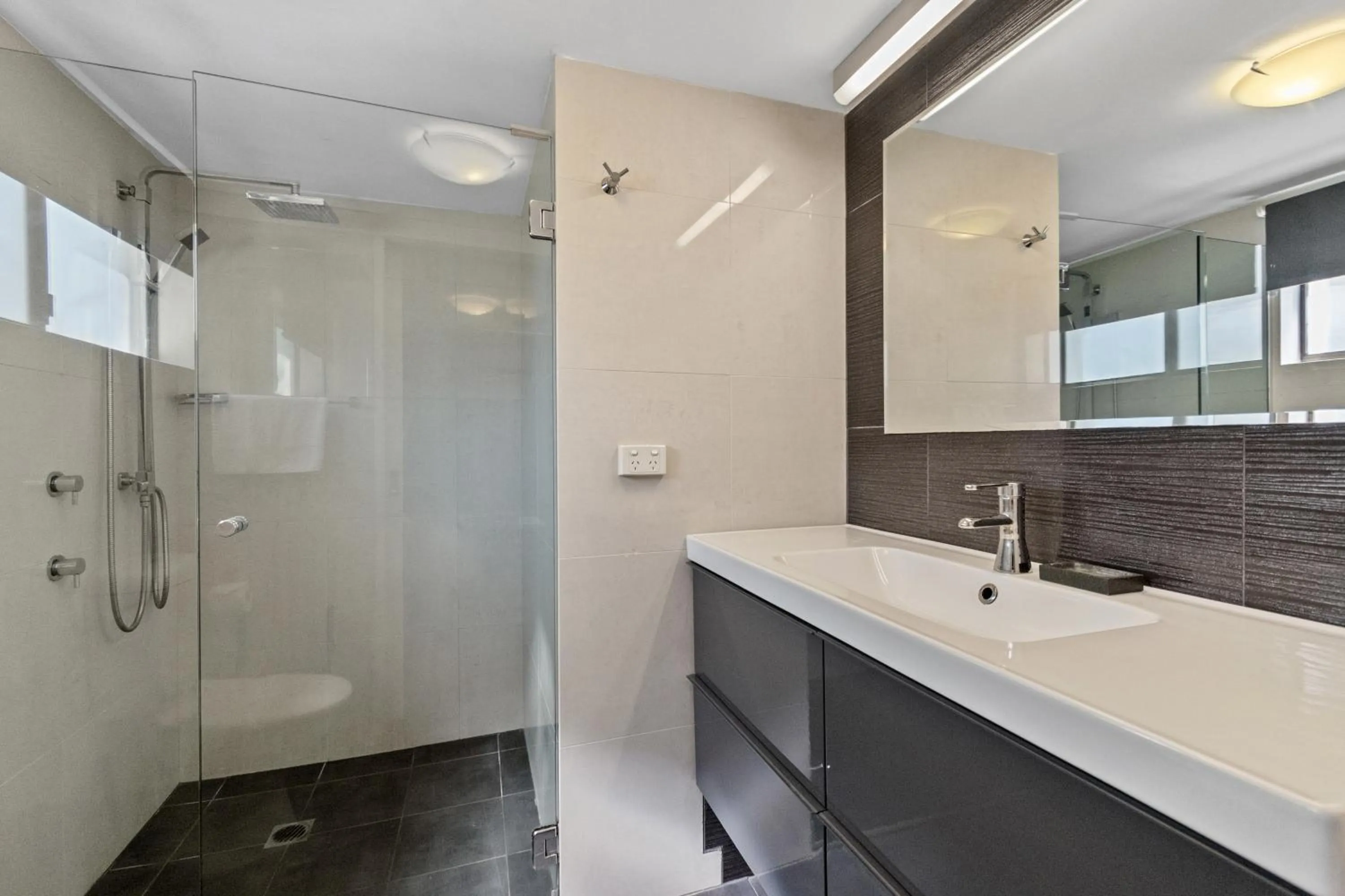 Bathroom in Noosa Boutique Apartments & Elkhorn Villas
