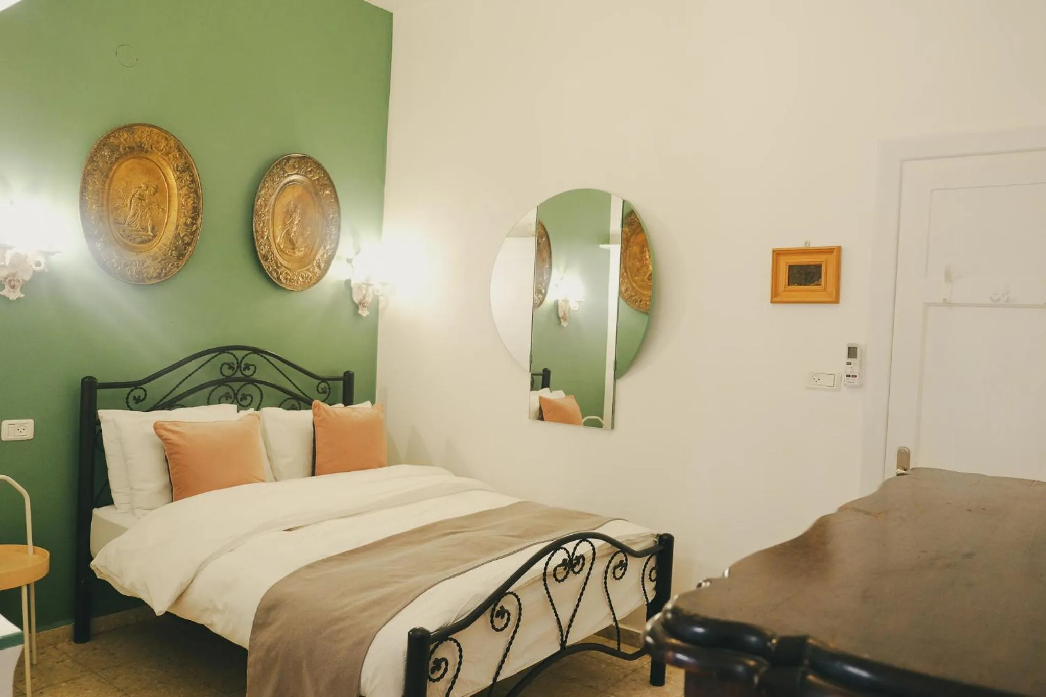 Bedroom, Bed in Tzefania Hotel