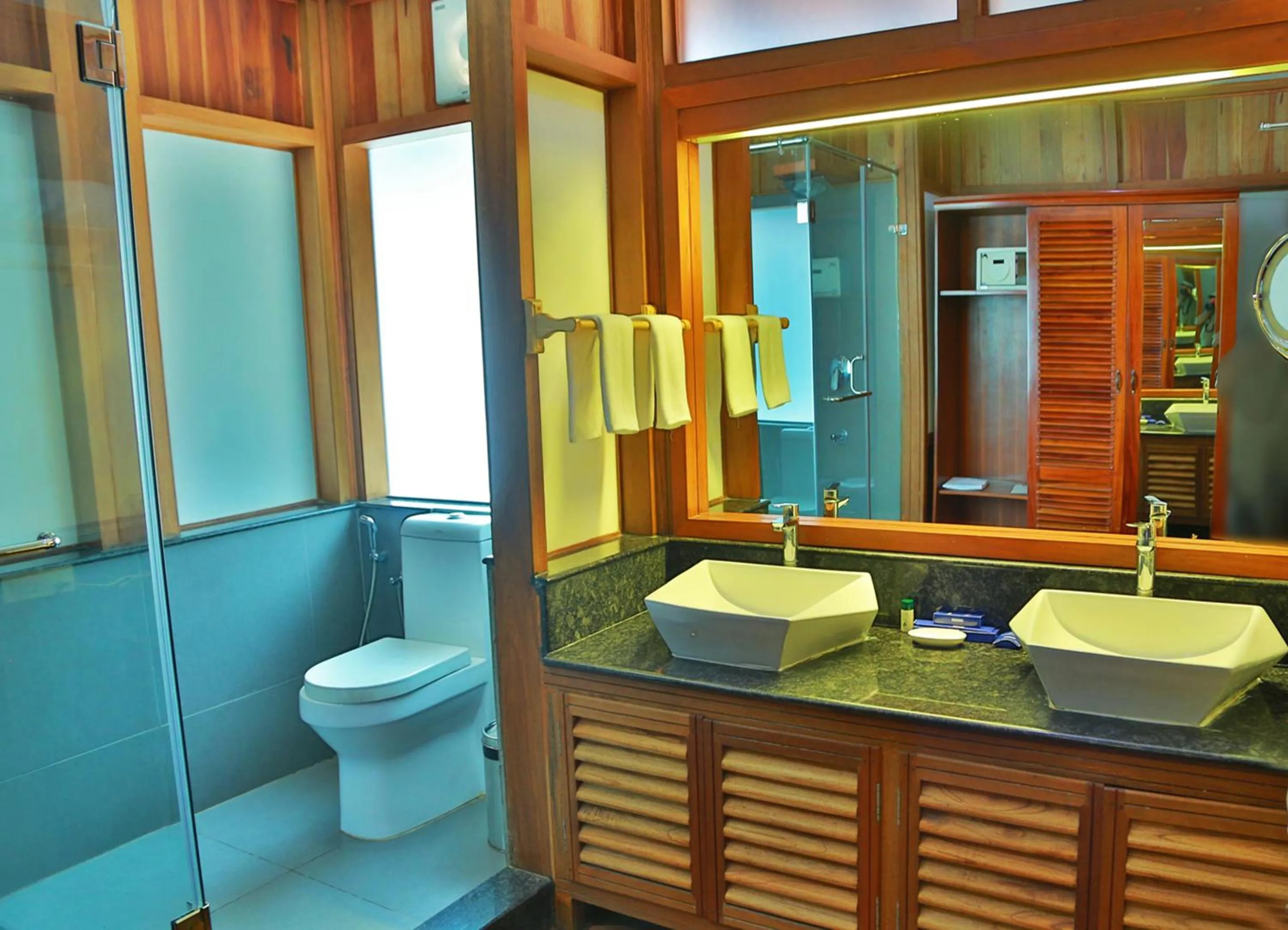 Bathroom in Estuary Sarovar Premiere Poovar Island