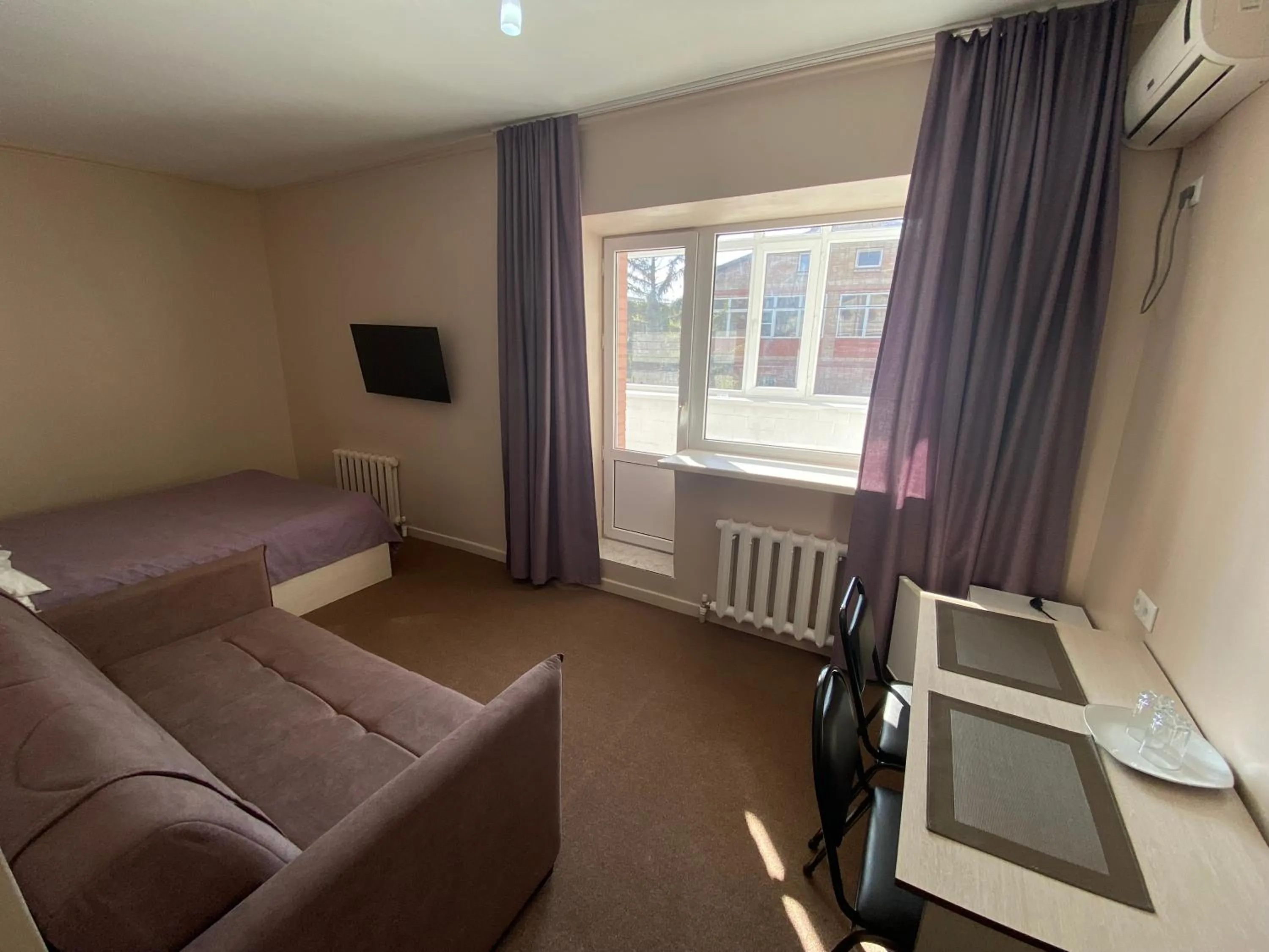 TV and multimedia in Ulpan Mini Hotel