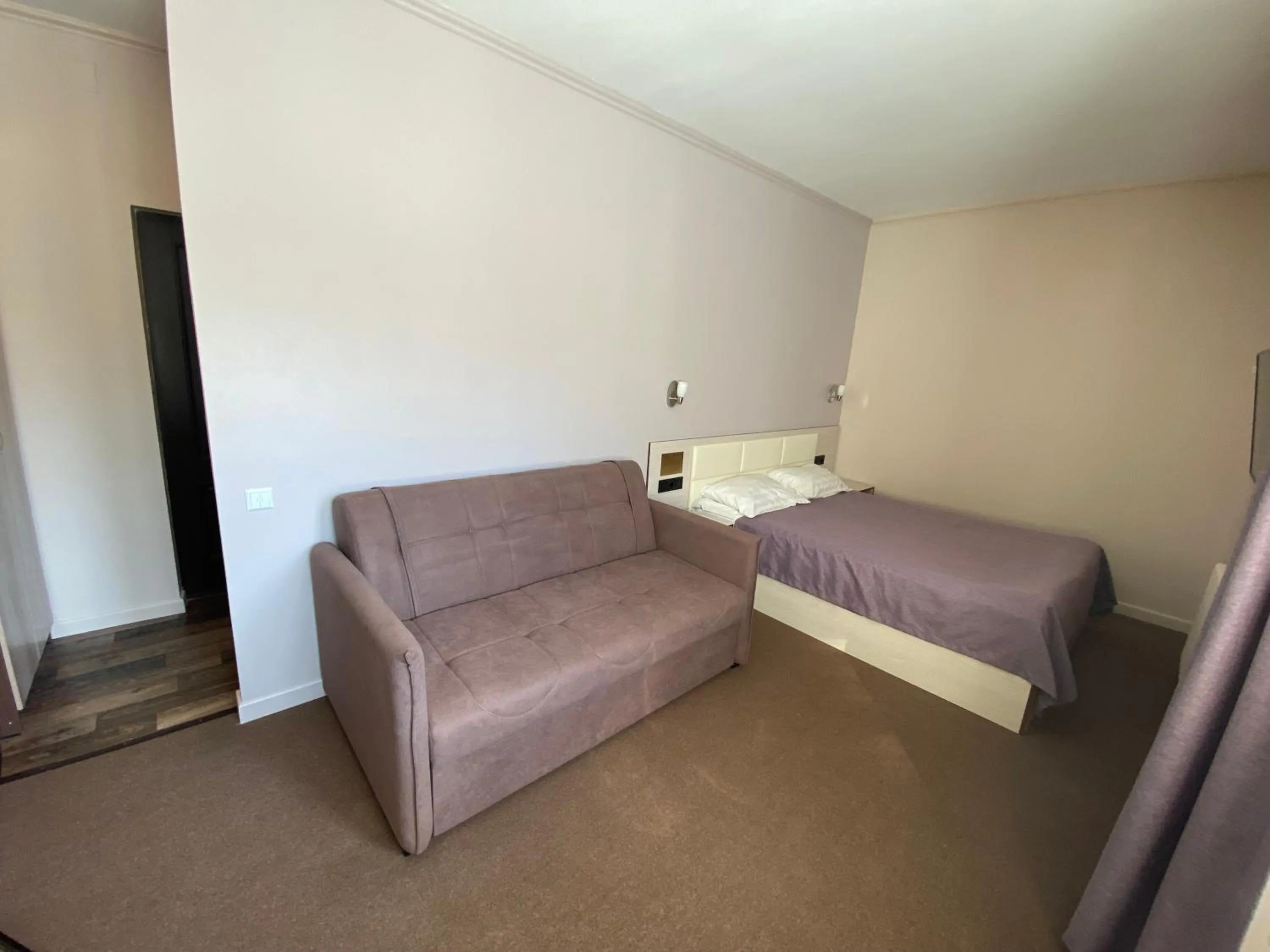 Bed in Ulpan Mini Hotel