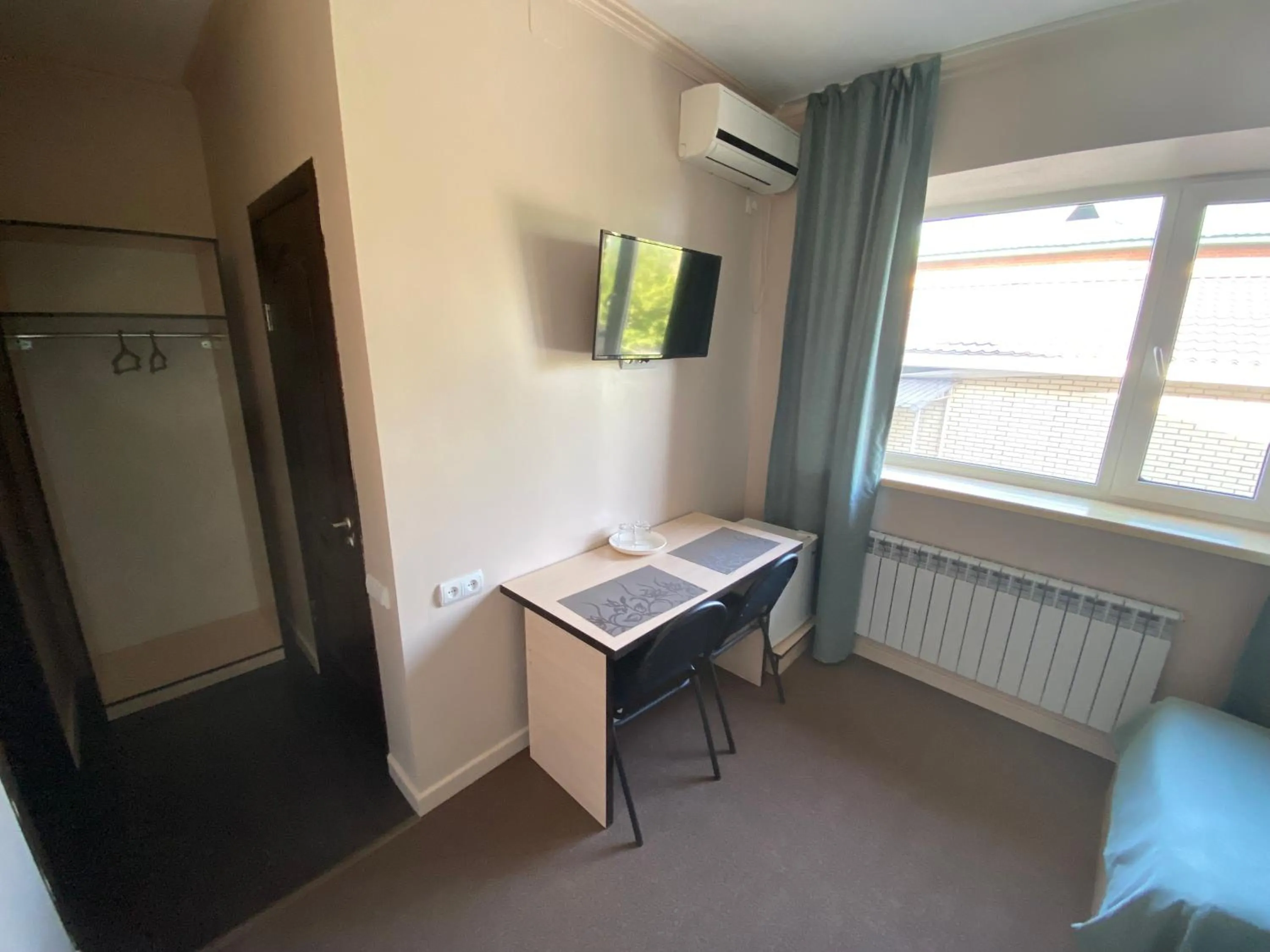 TV and multimedia in Ulpan Mini Hotel