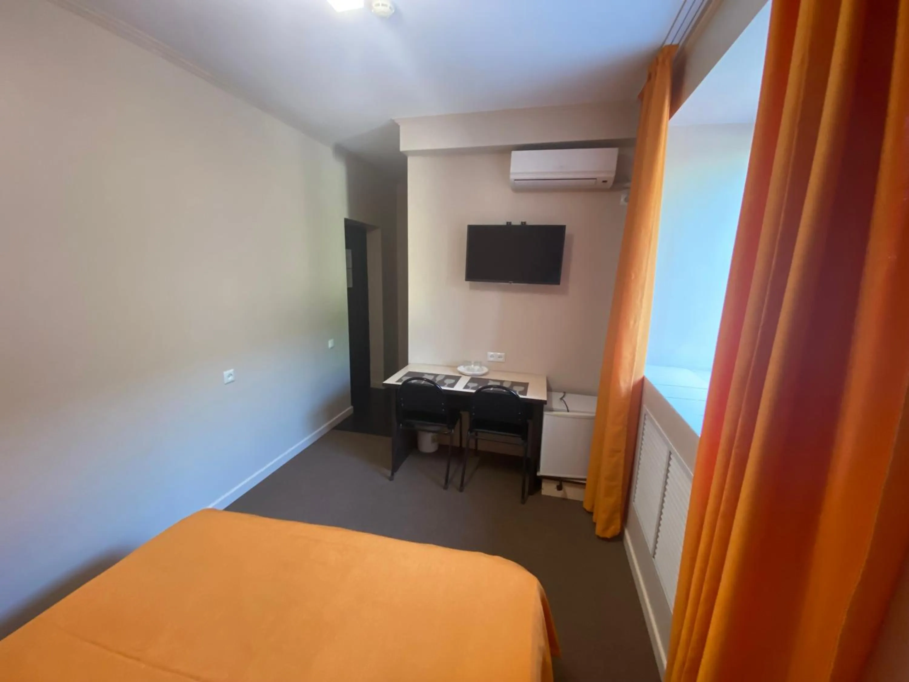 TV and multimedia, Bed in Ulpan Mini Hotel