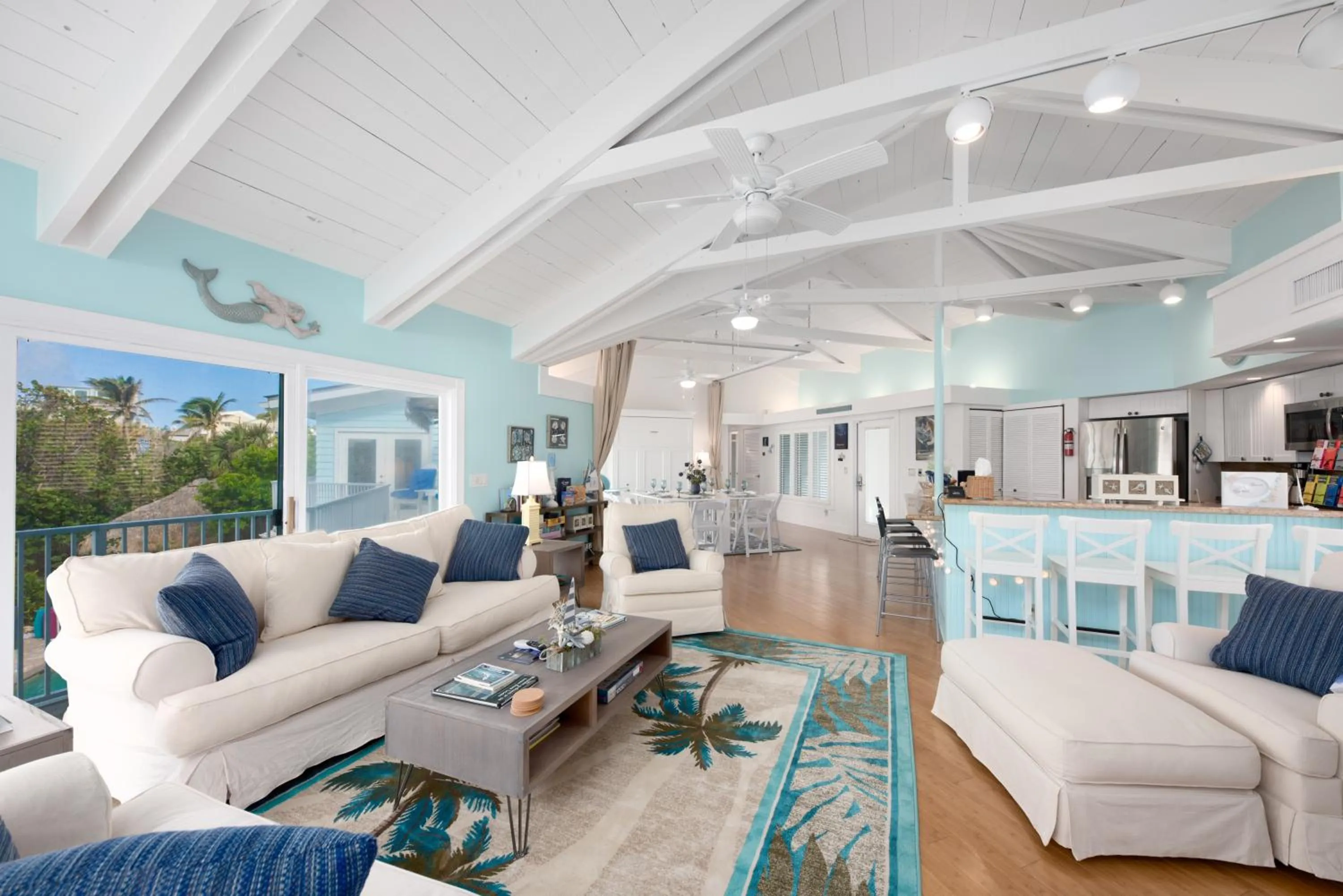 Living room in Aquarius North