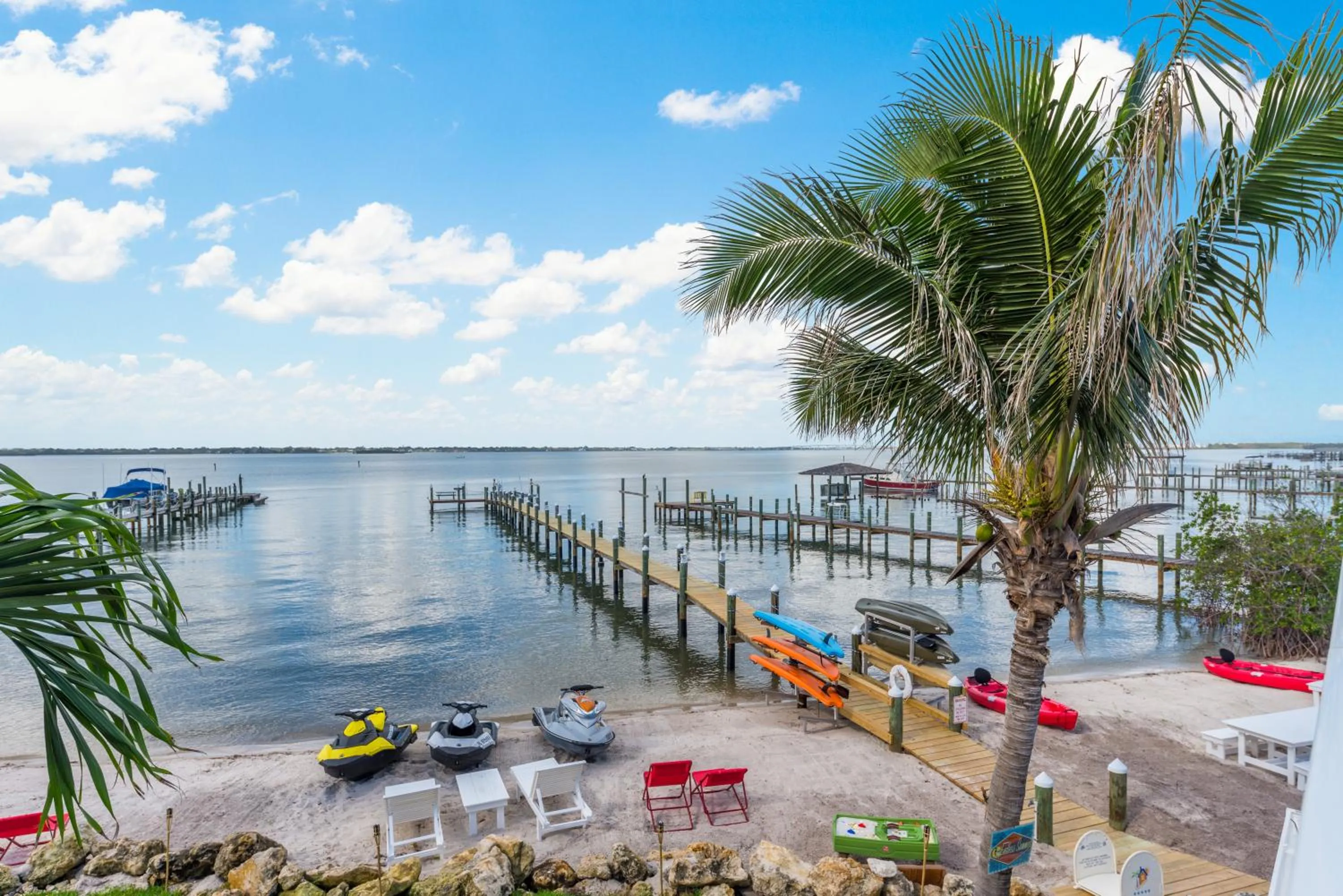 Patio in Aquarius North