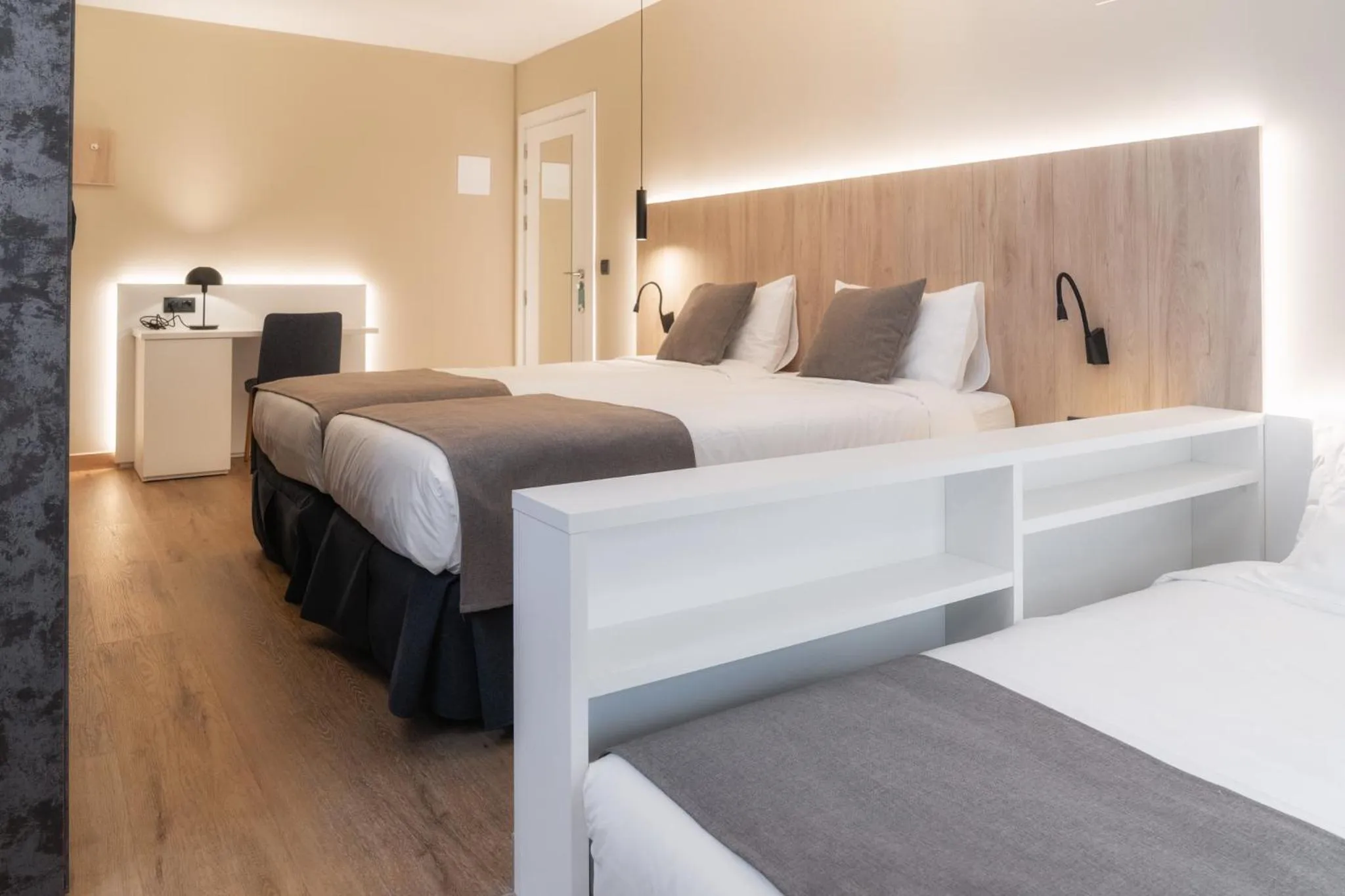 Photo of the whole room, Bed in Hotel Montarto