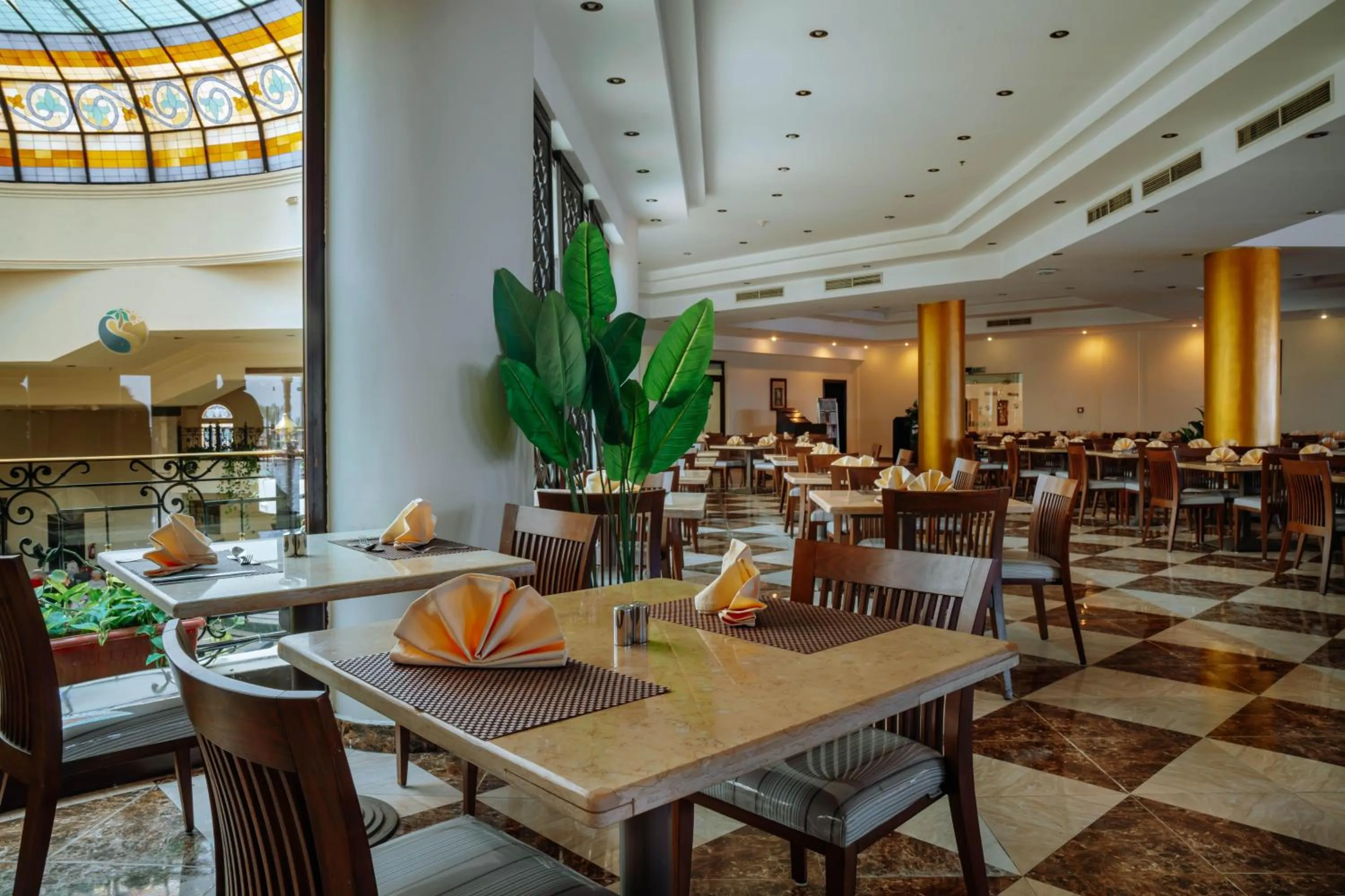 Restaurant/places to eat in Grand Oasis Resort