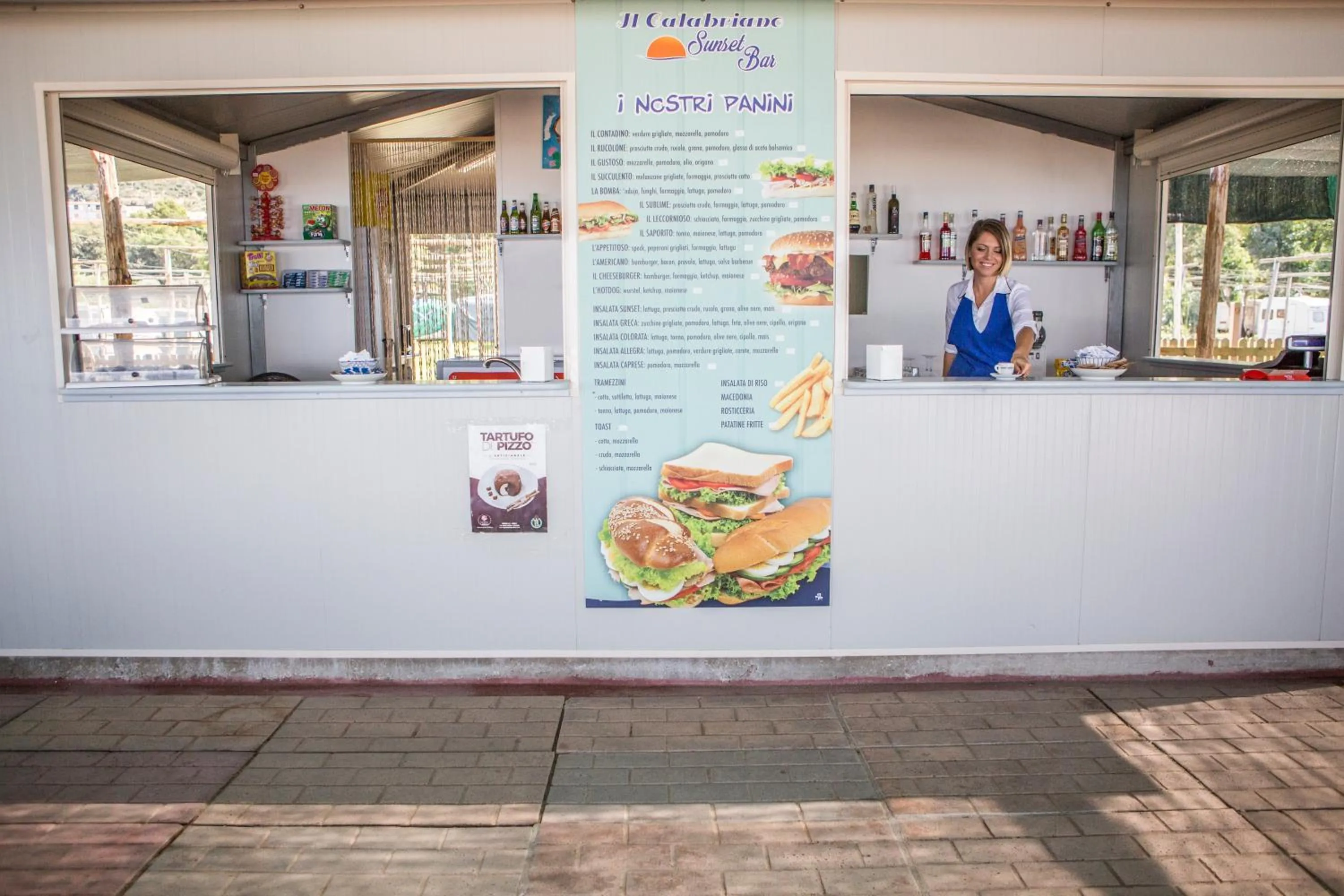 Restaurant/places to eat in Il Calabriano Residence