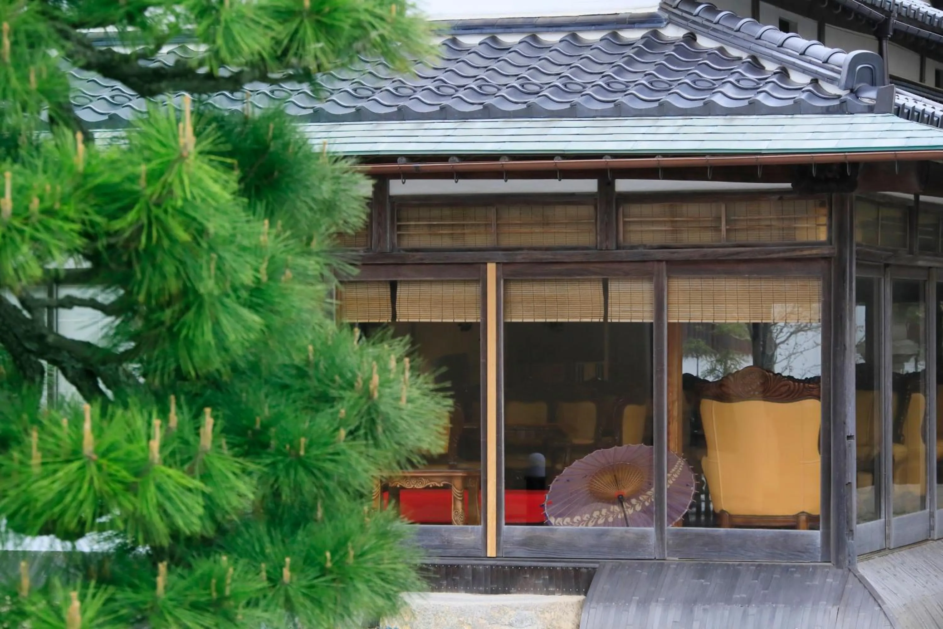 Property building in Kaike Fuga