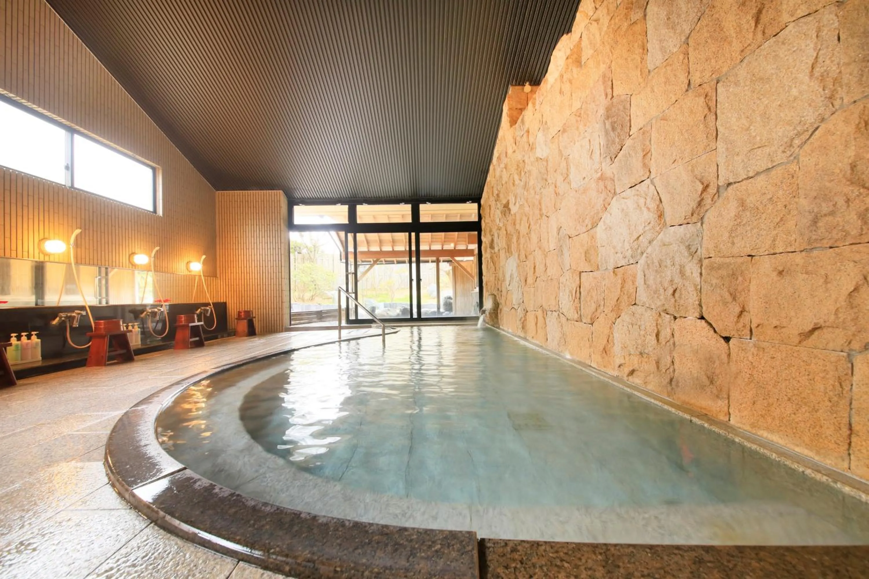 Hot Spring Bath in Kaike Fuga