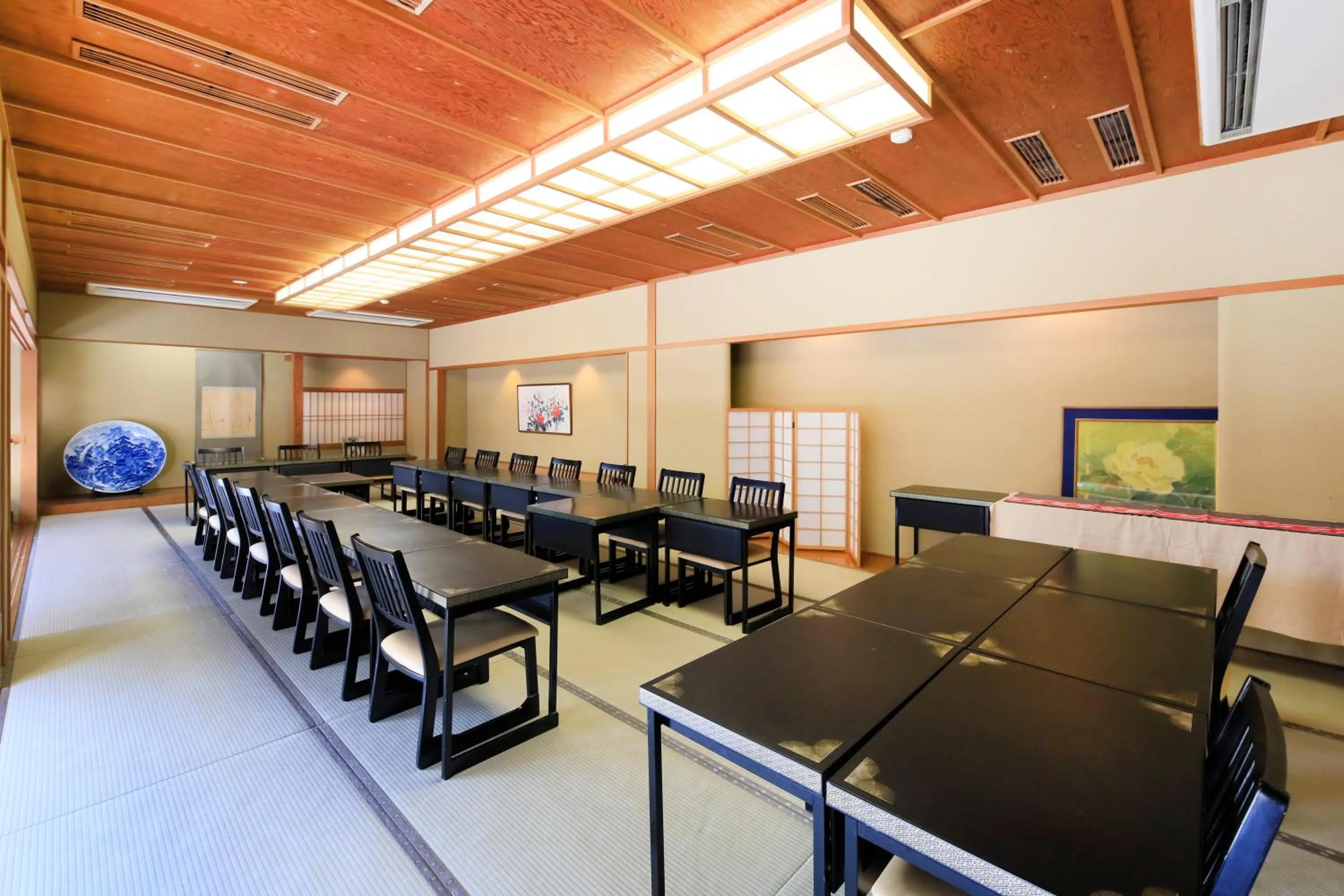 Restaurant/places to eat in Kaike Fuga