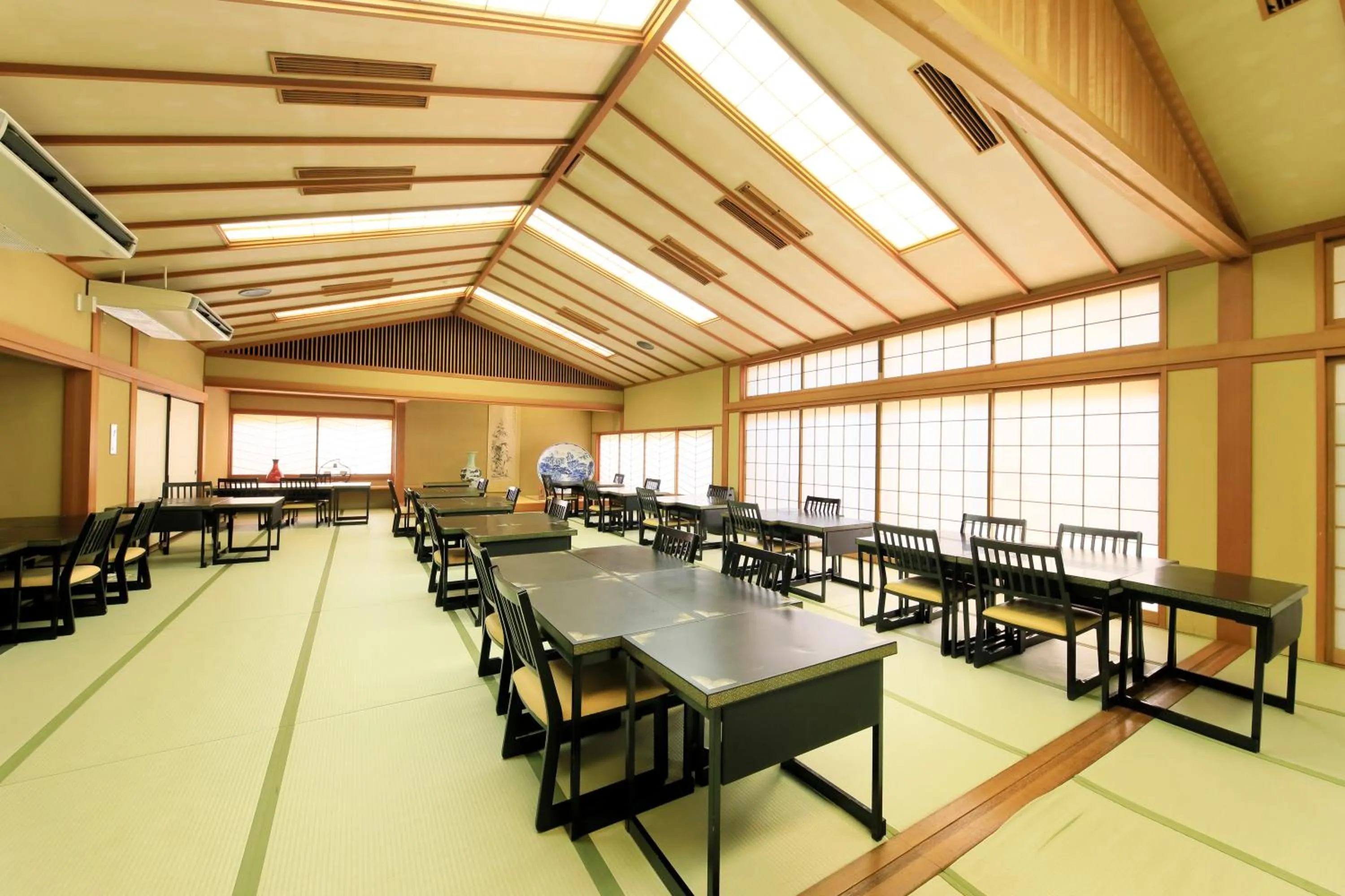 Restaurant/places to eat in Kaike Fuga