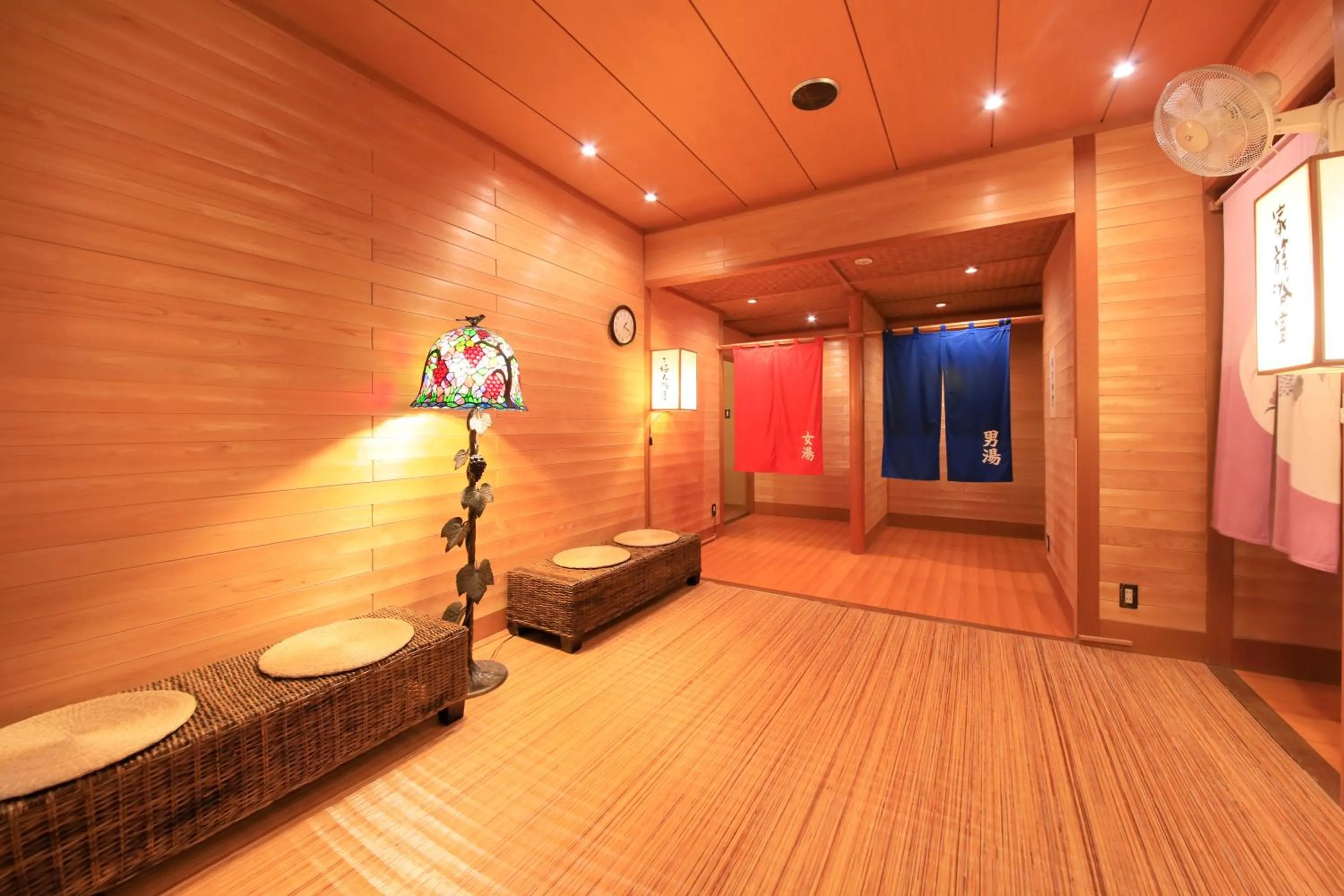 Public Bath in Kaike Fuga