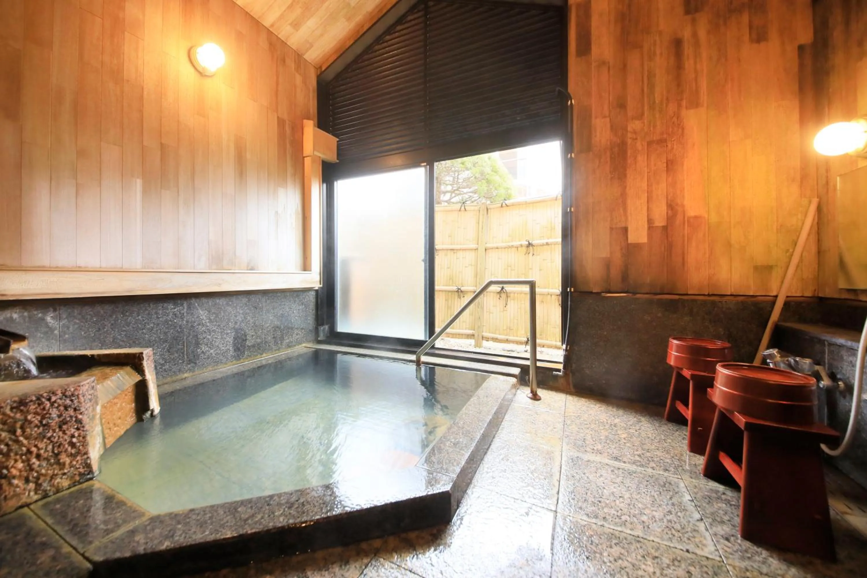 Hot Spring Bath in Kaike Fuga