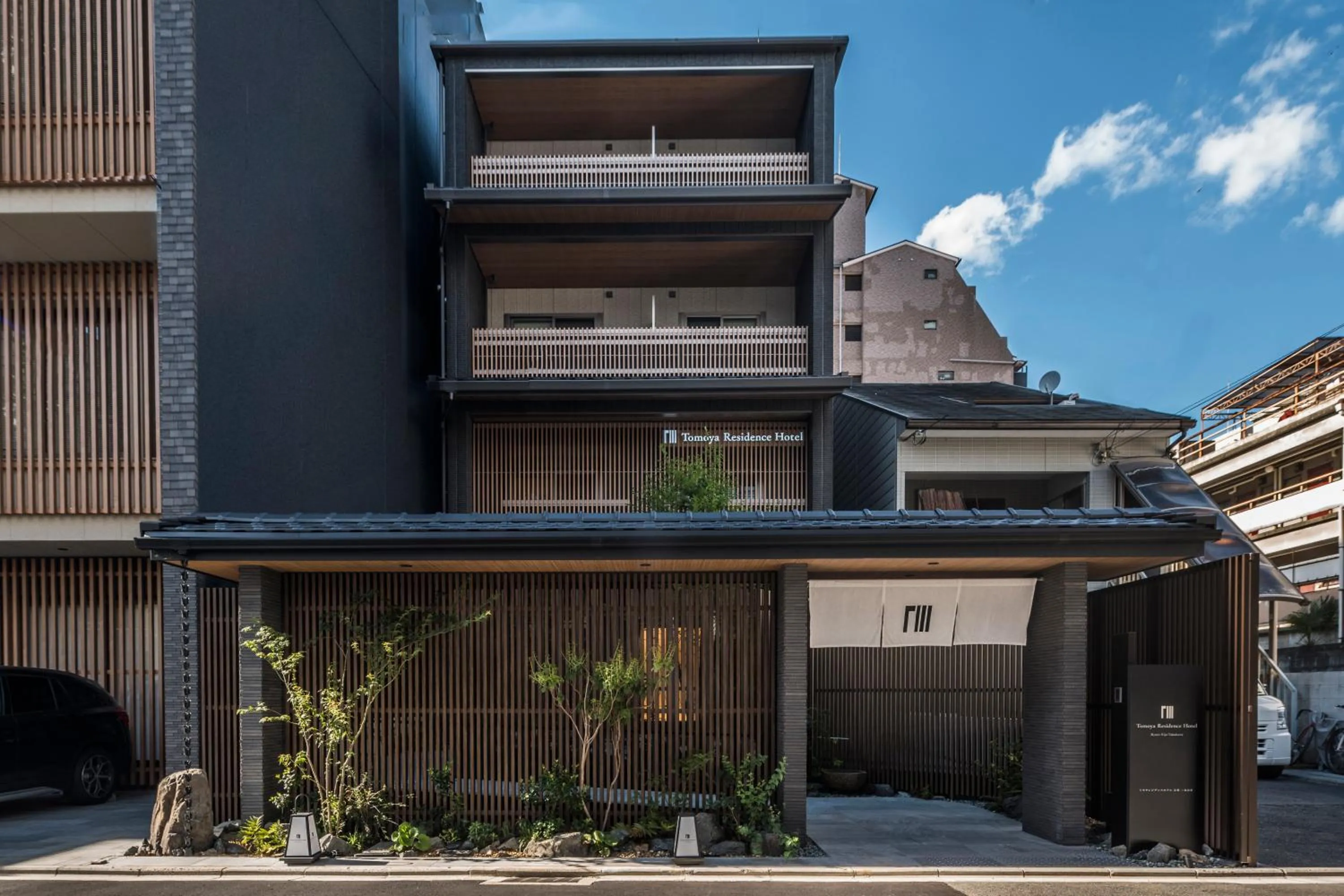Facade/entrance in Tomoya Residence Hotel Kyoto