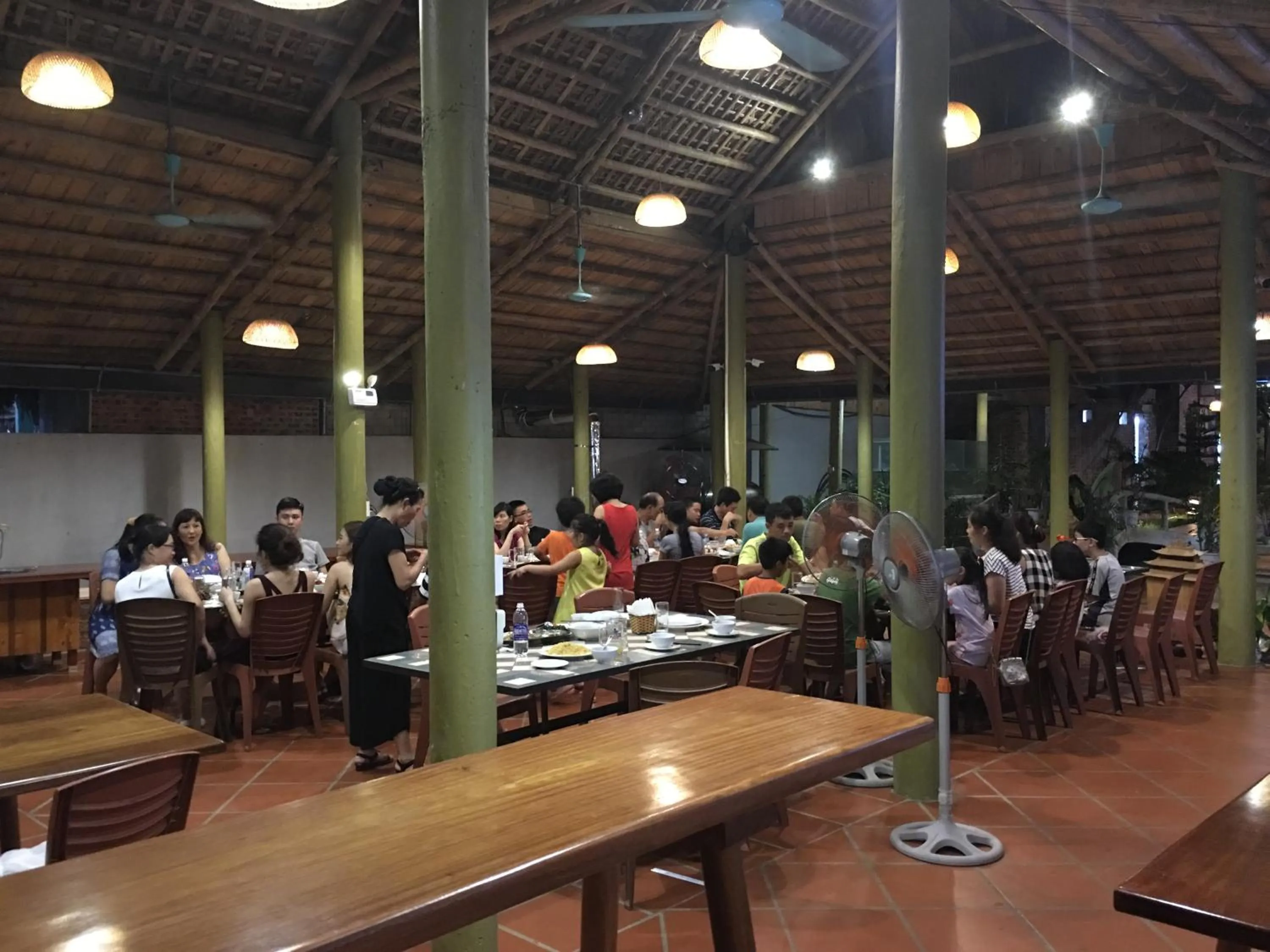 Restaurant/places to eat in Ngoc Linh Villas