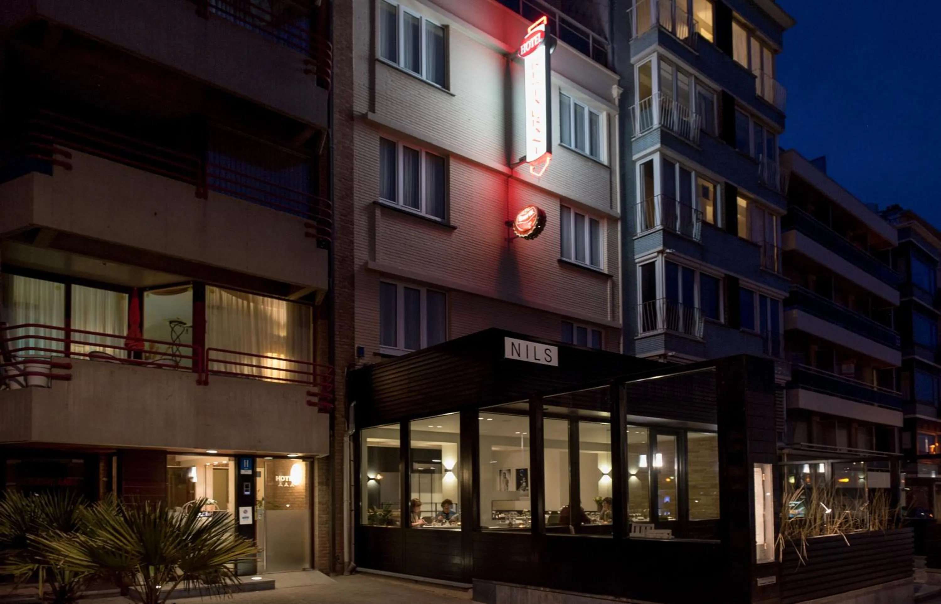 Property building in Hotel Carnac