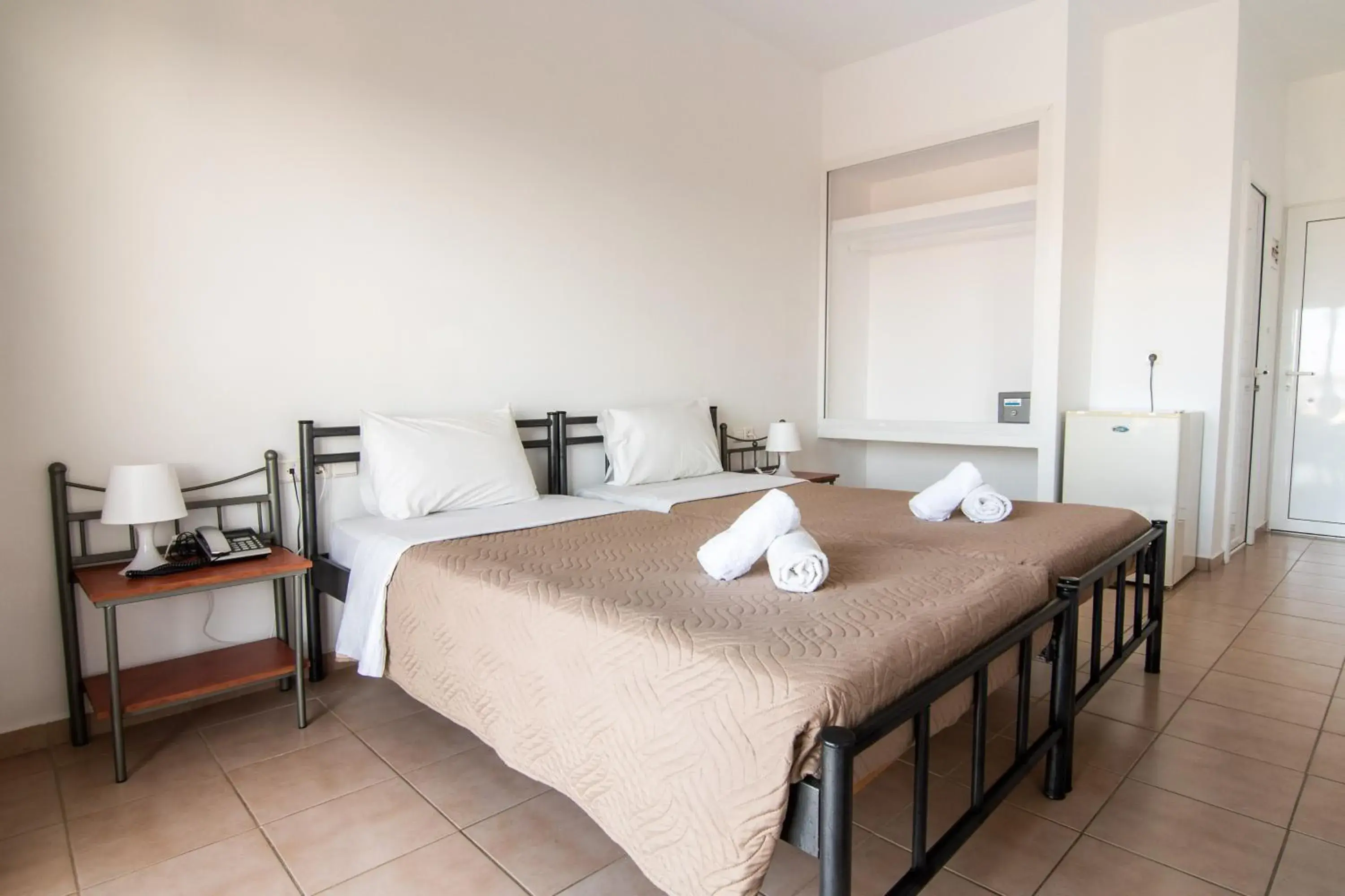 Classic Triple Room - single occupancy in Chrissy's Paradise Classic Triple Room - single occupancy in Chrissy's Paradise