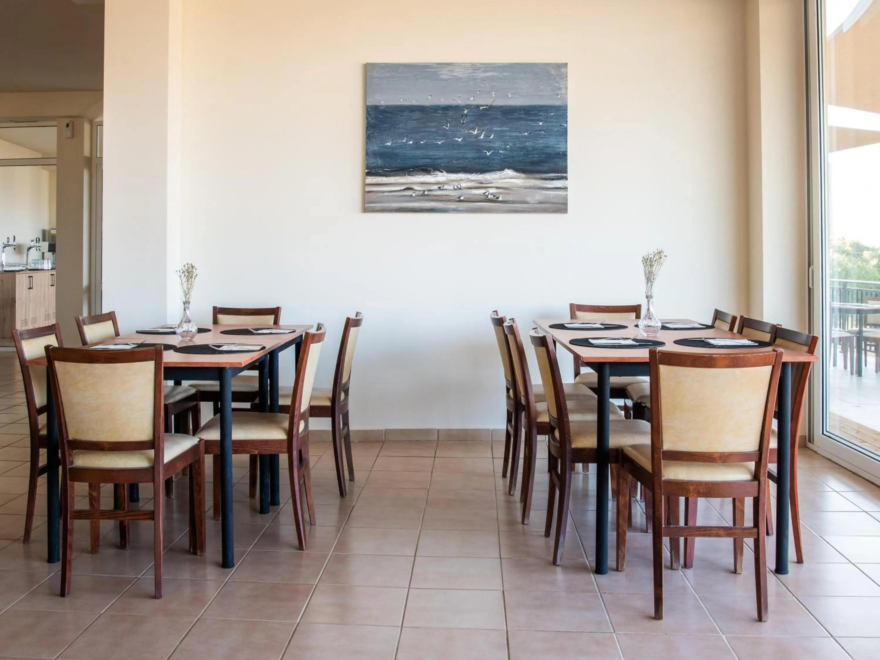 Restaurant/places to eat in Chrissy's Paradise