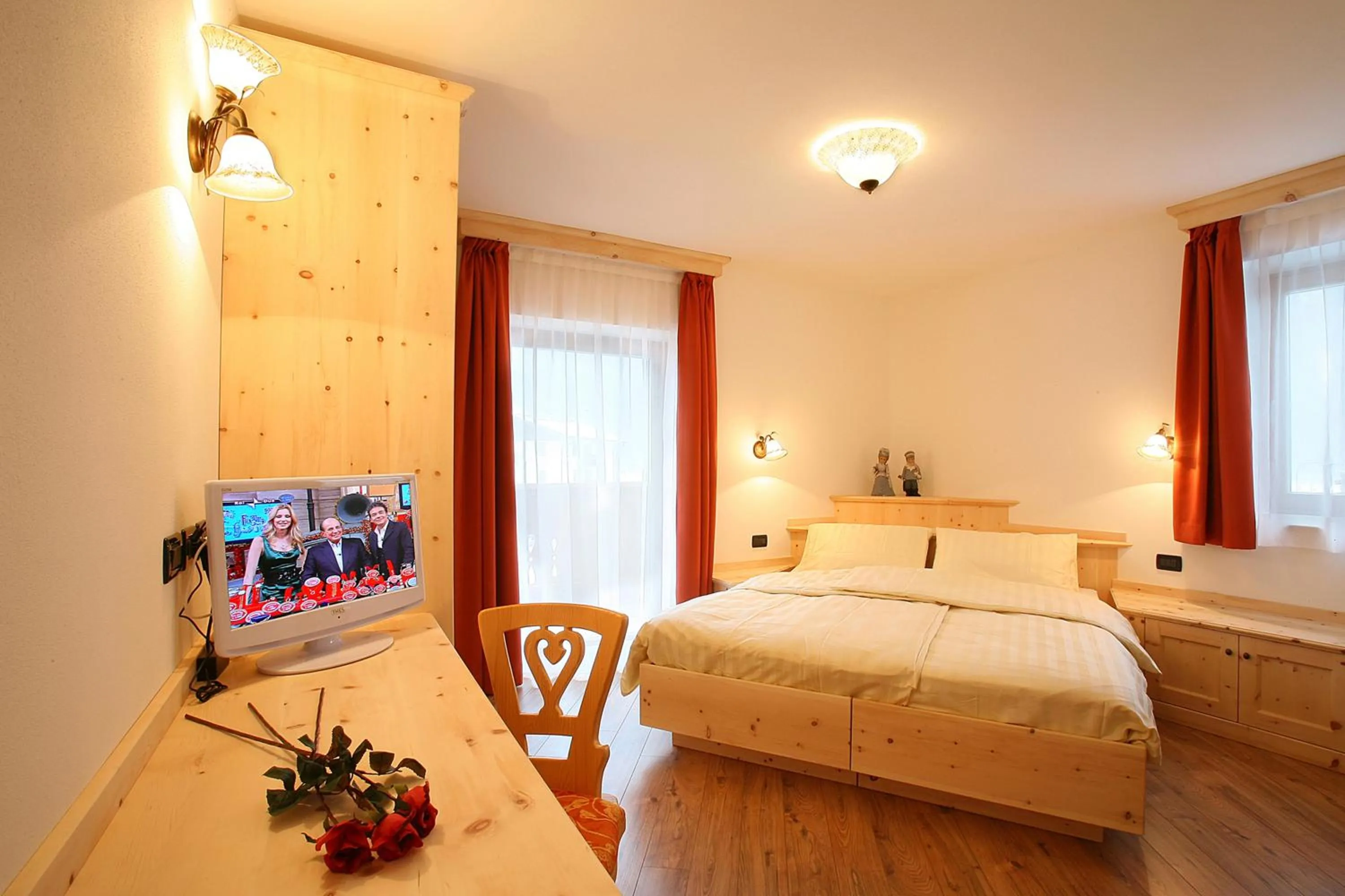 TV and multimedia, Bed in Garnì Prà Fiorì