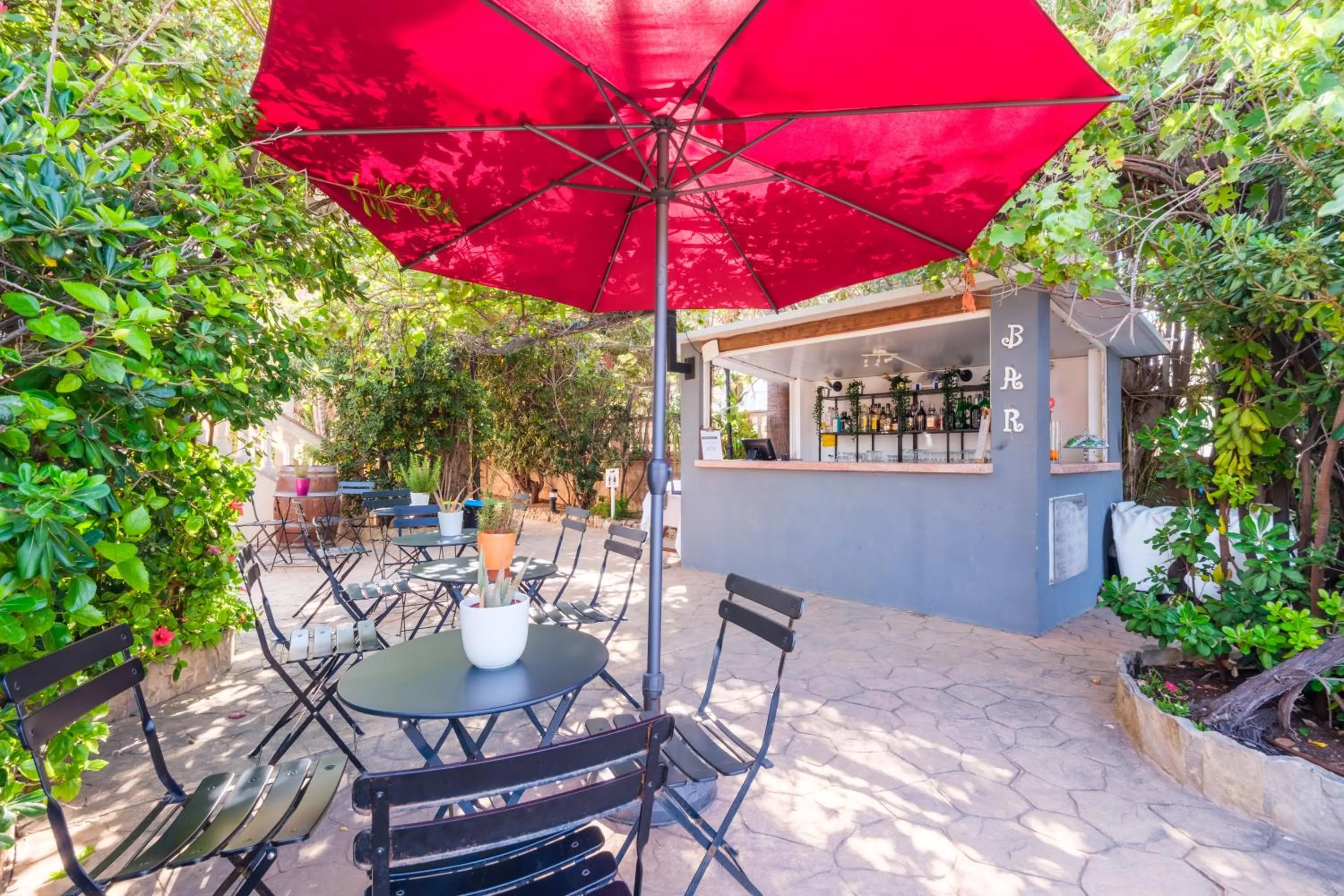 Lounge or bar in Hotel Ciutat Jardi