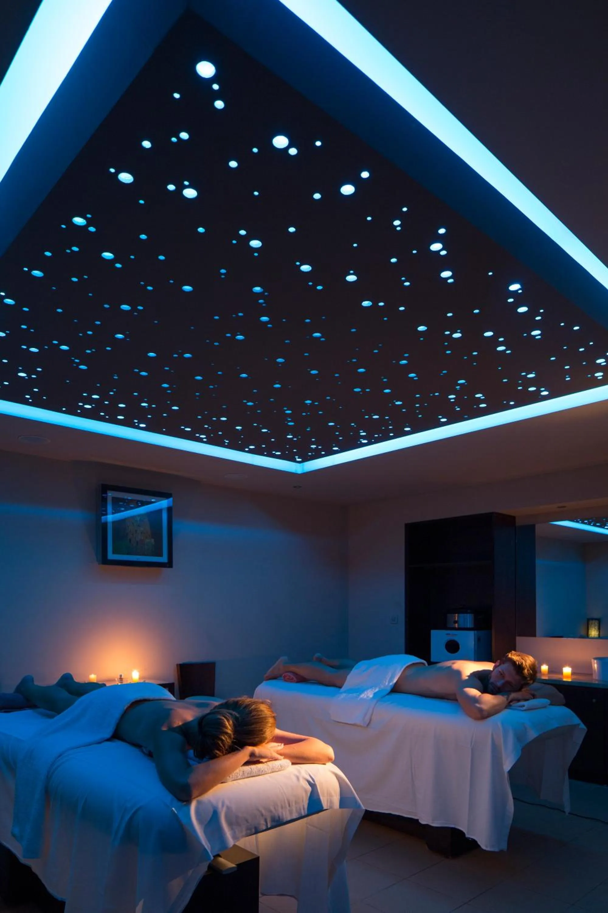 Massage, Bed in I Resort Beach Hotel & Spa