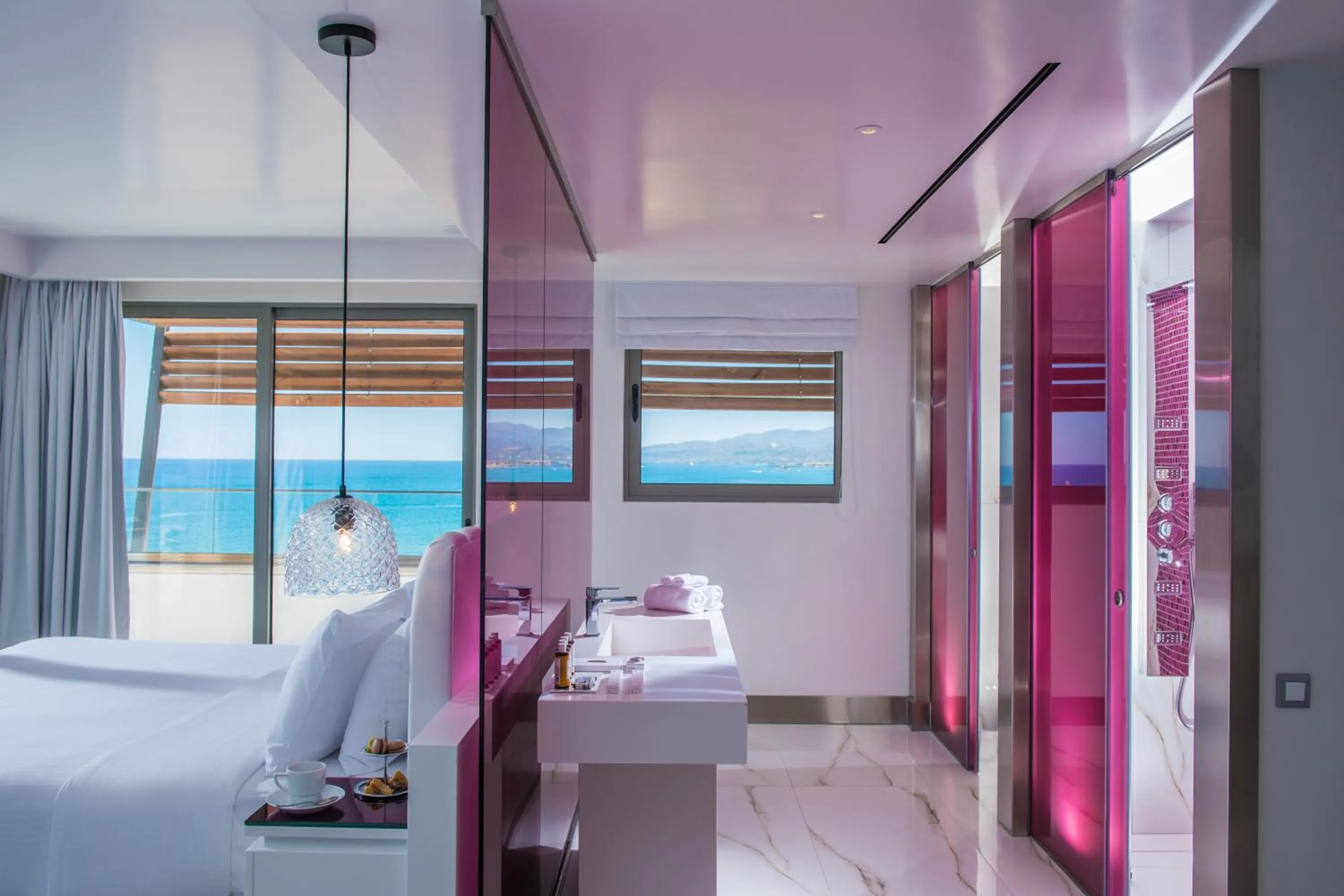 Bathroom, Bed in I Resort Beach Hotel & Spa