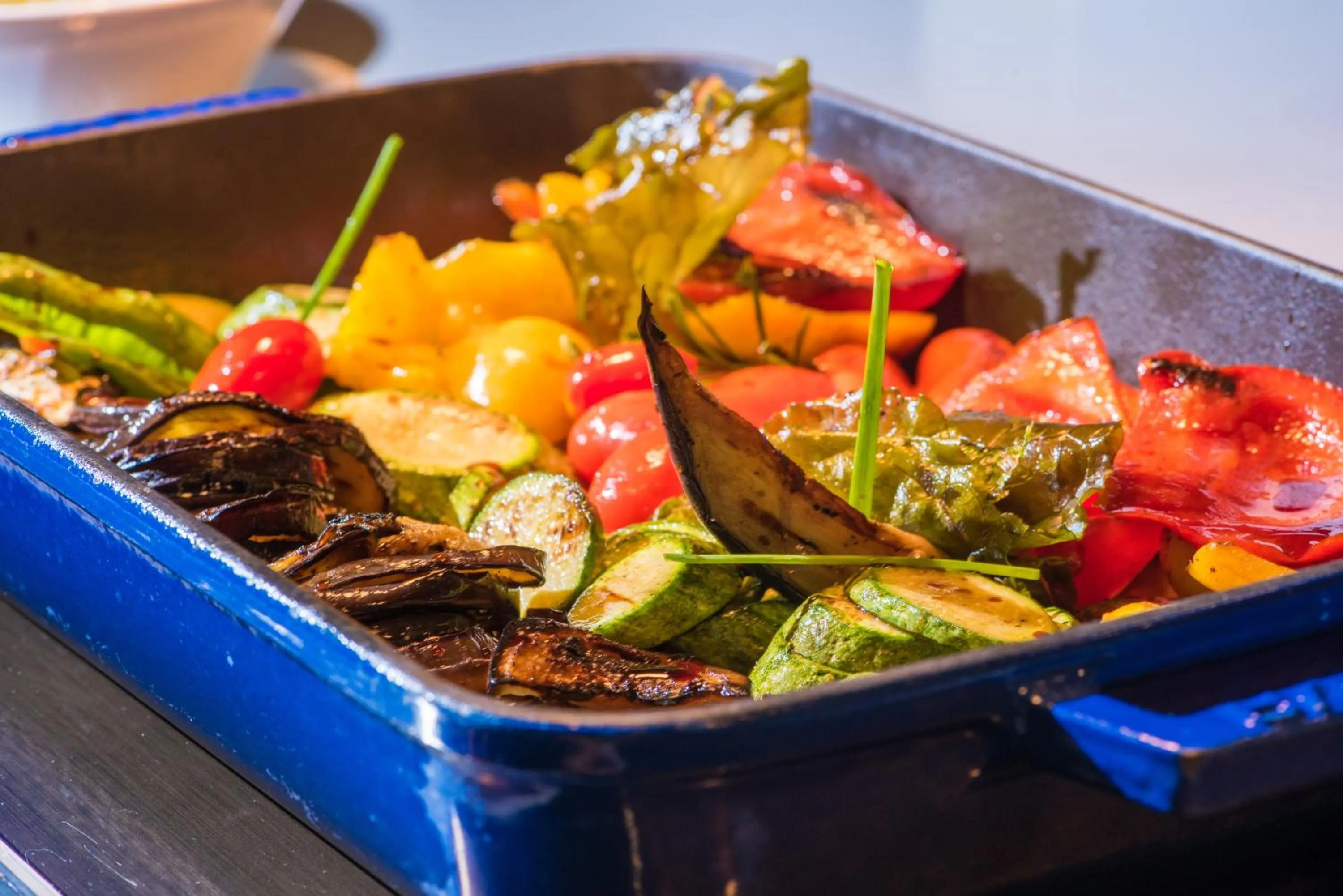 Restaurant/places to eat in I Resort Beach Hotel & Spa