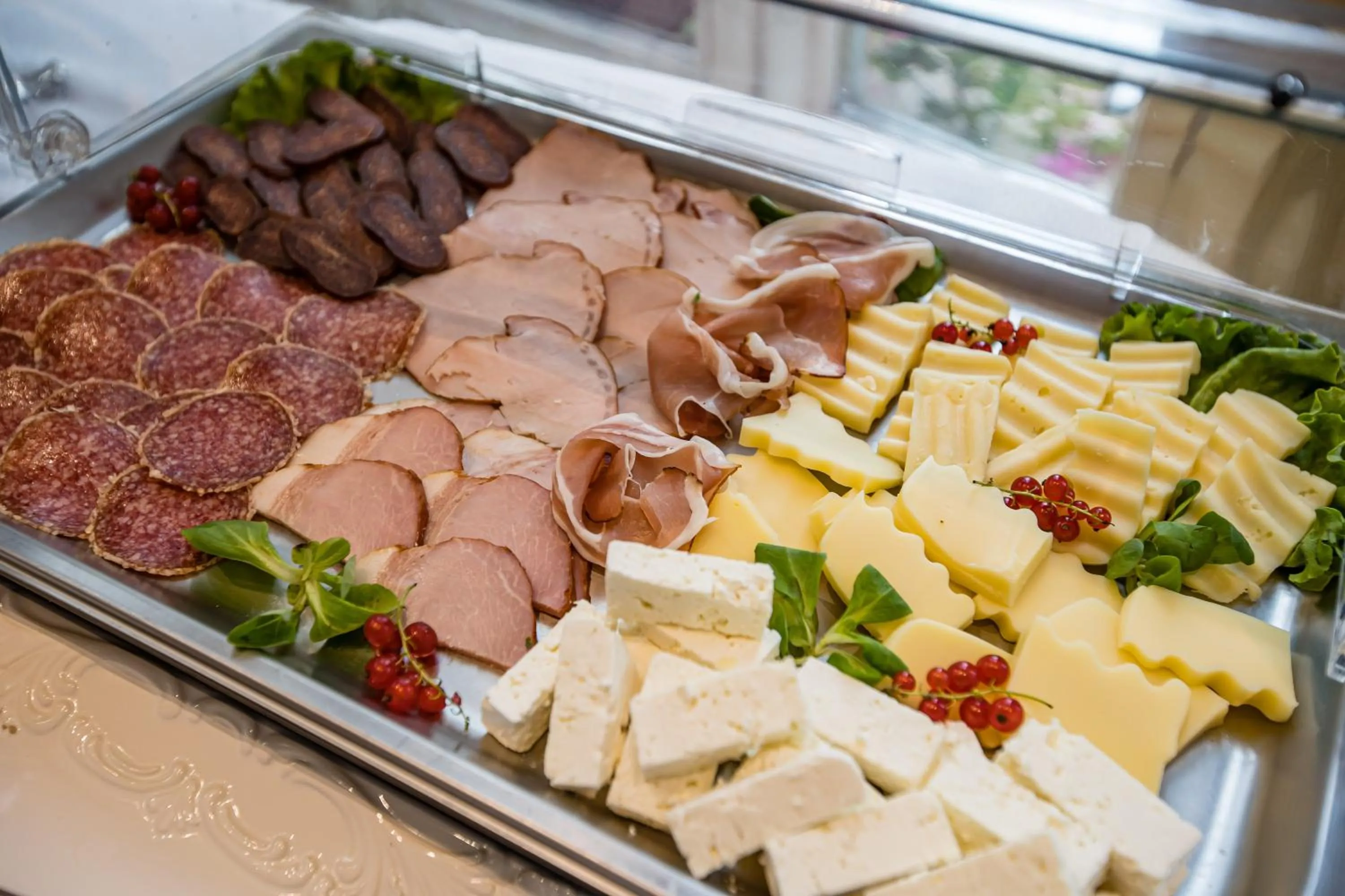 Buffet breakfast in Villa Venus