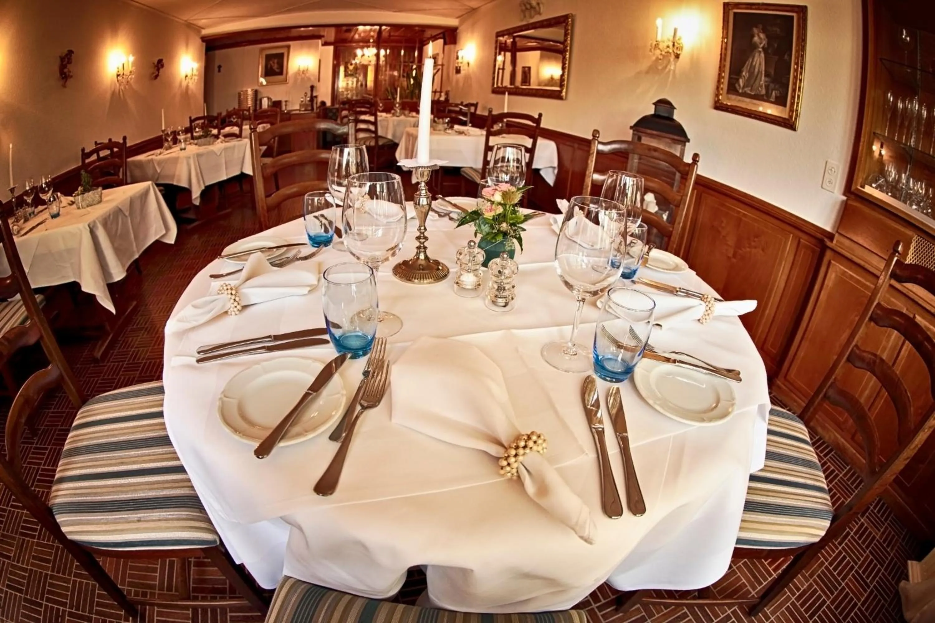 Restaurant/places to eat in Gasthof National