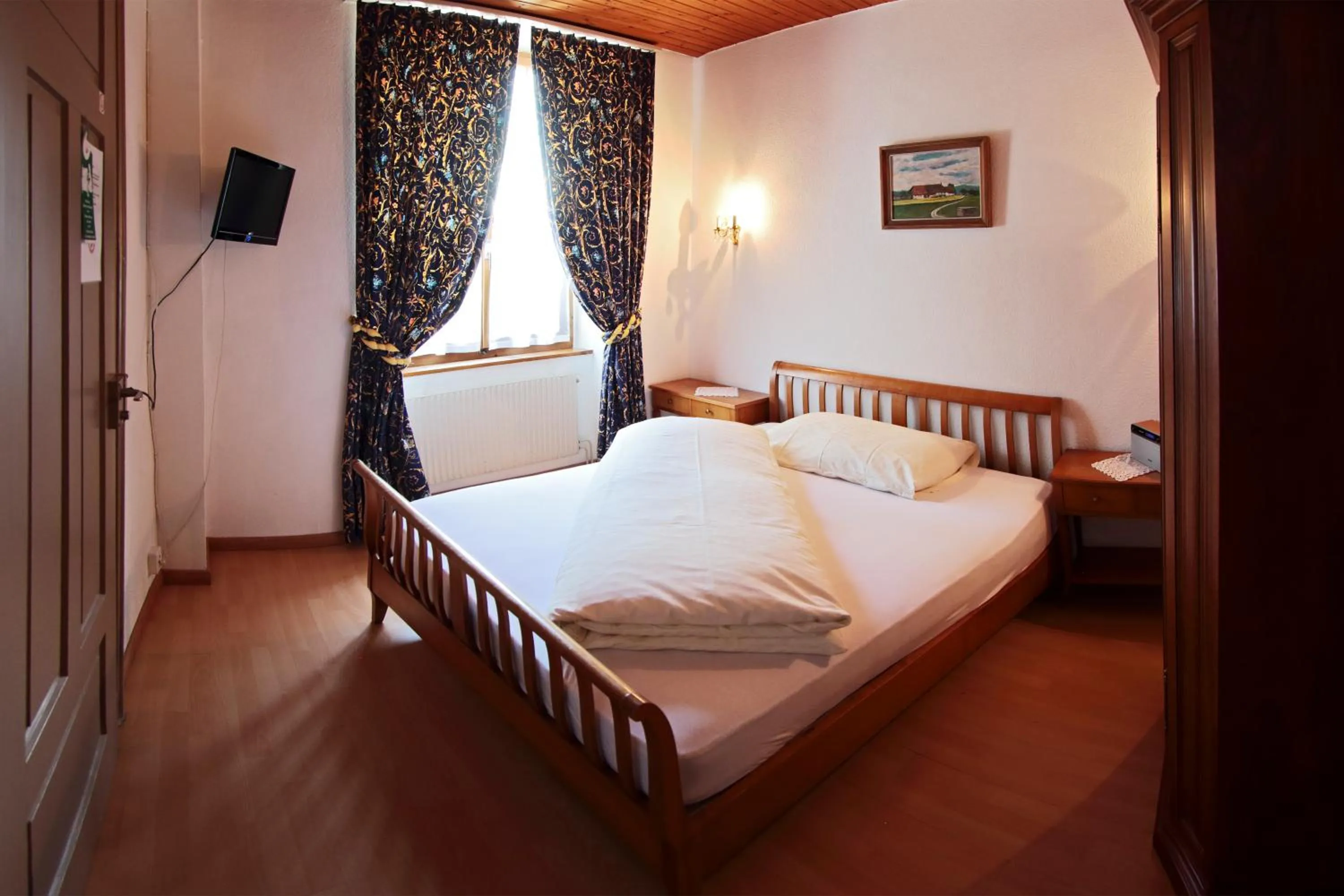 Bed in Gasthof National