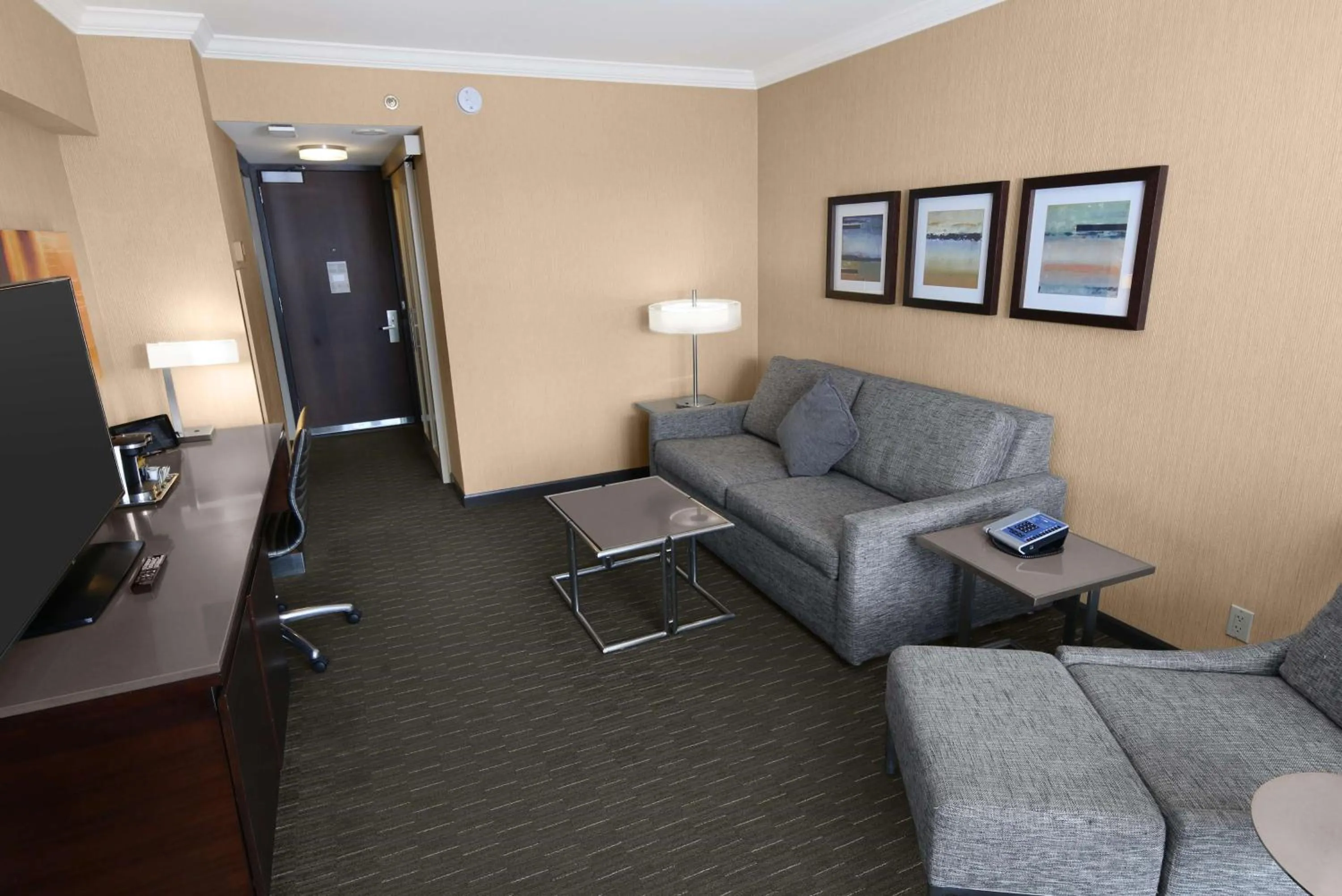 Photo of the whole room in Hilton San Francisco Union Square