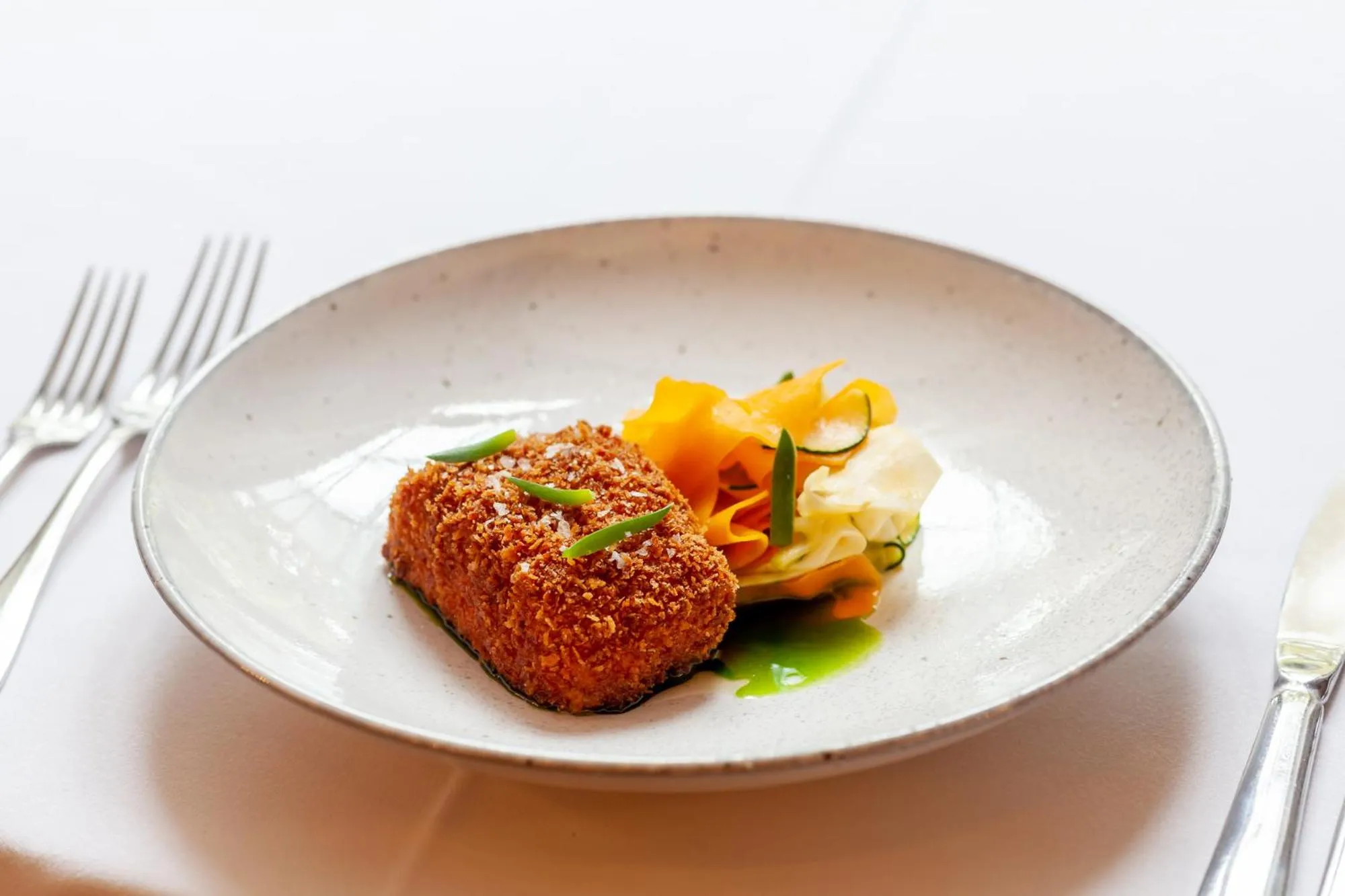 Restaurant/places to eat in The Royal Hotel