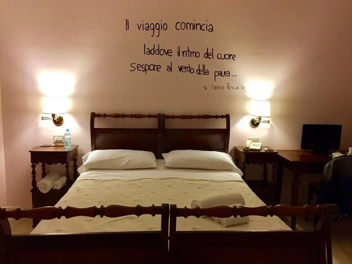 Bed in Casa Oliva borgo del Benessere delle Marche