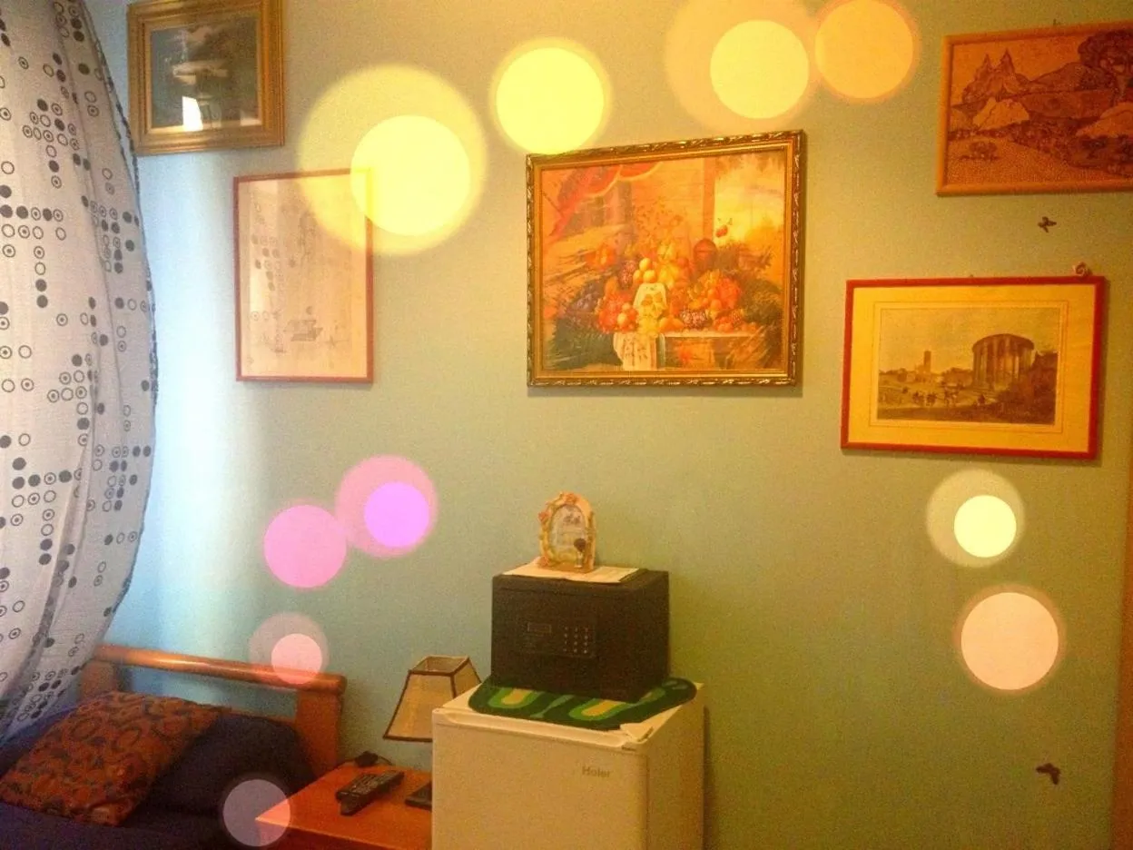 Photo of the whole room in B&B Cappellini