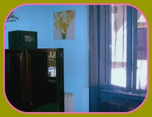 Decorative detail in B&B Cappellini