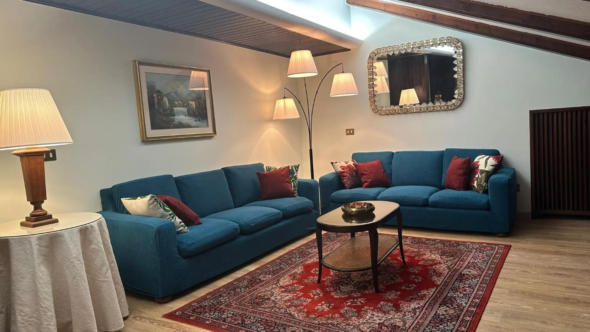 TV and multimedia in Hotel Roma