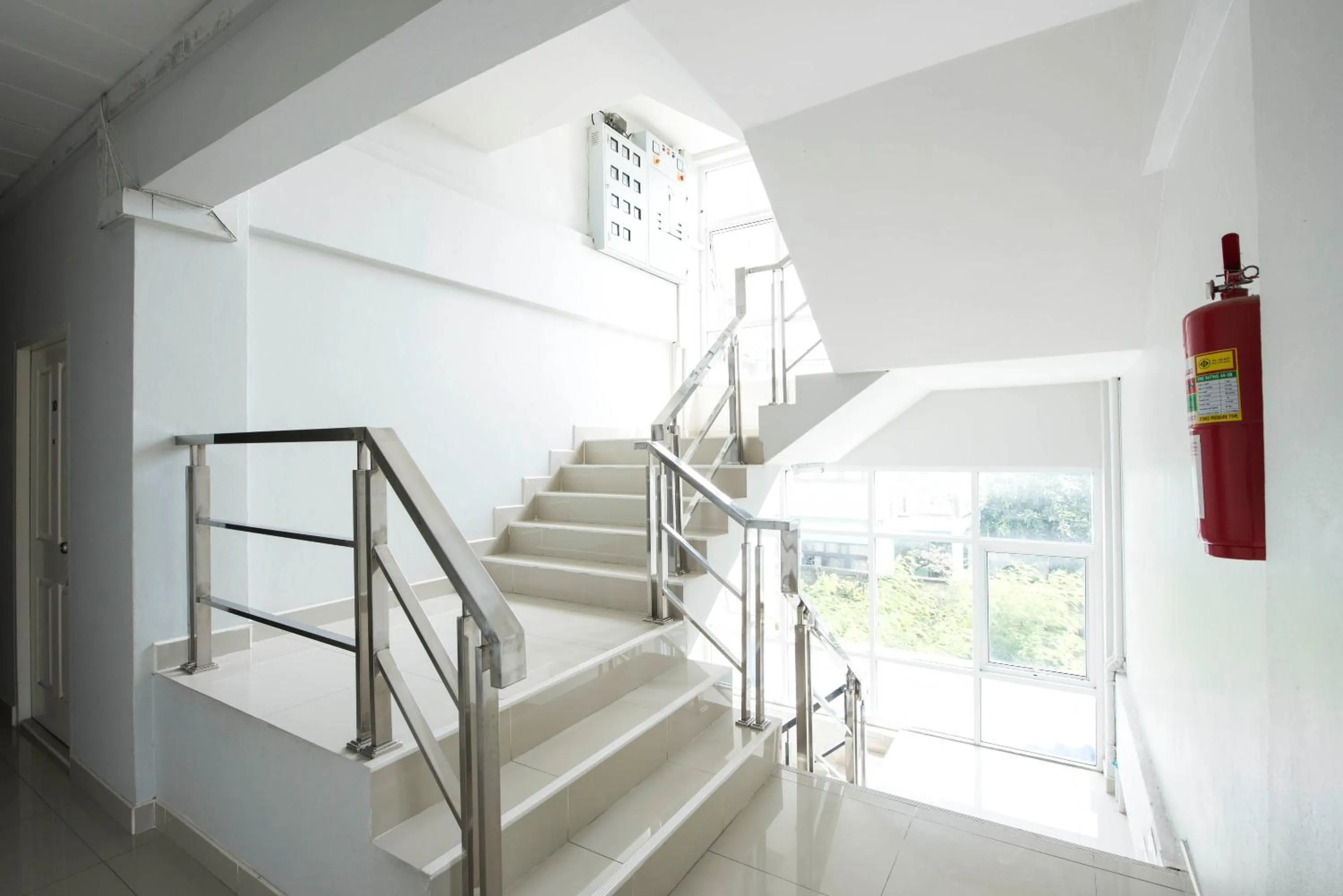 Facade/entrance in NW Apartment Lasalle 59