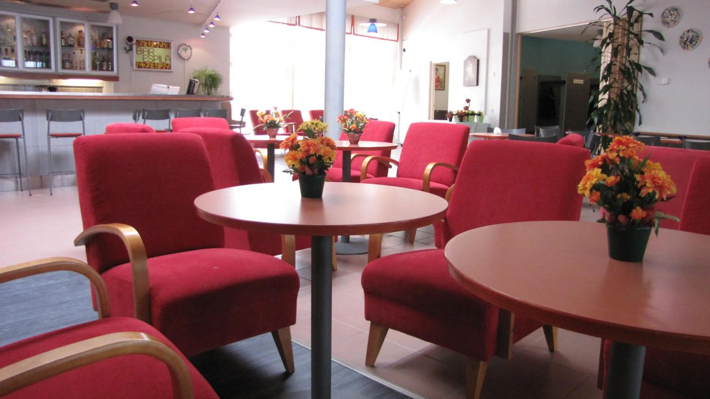 Restaurant/places to eat in Tanhuvaara Sport Resort