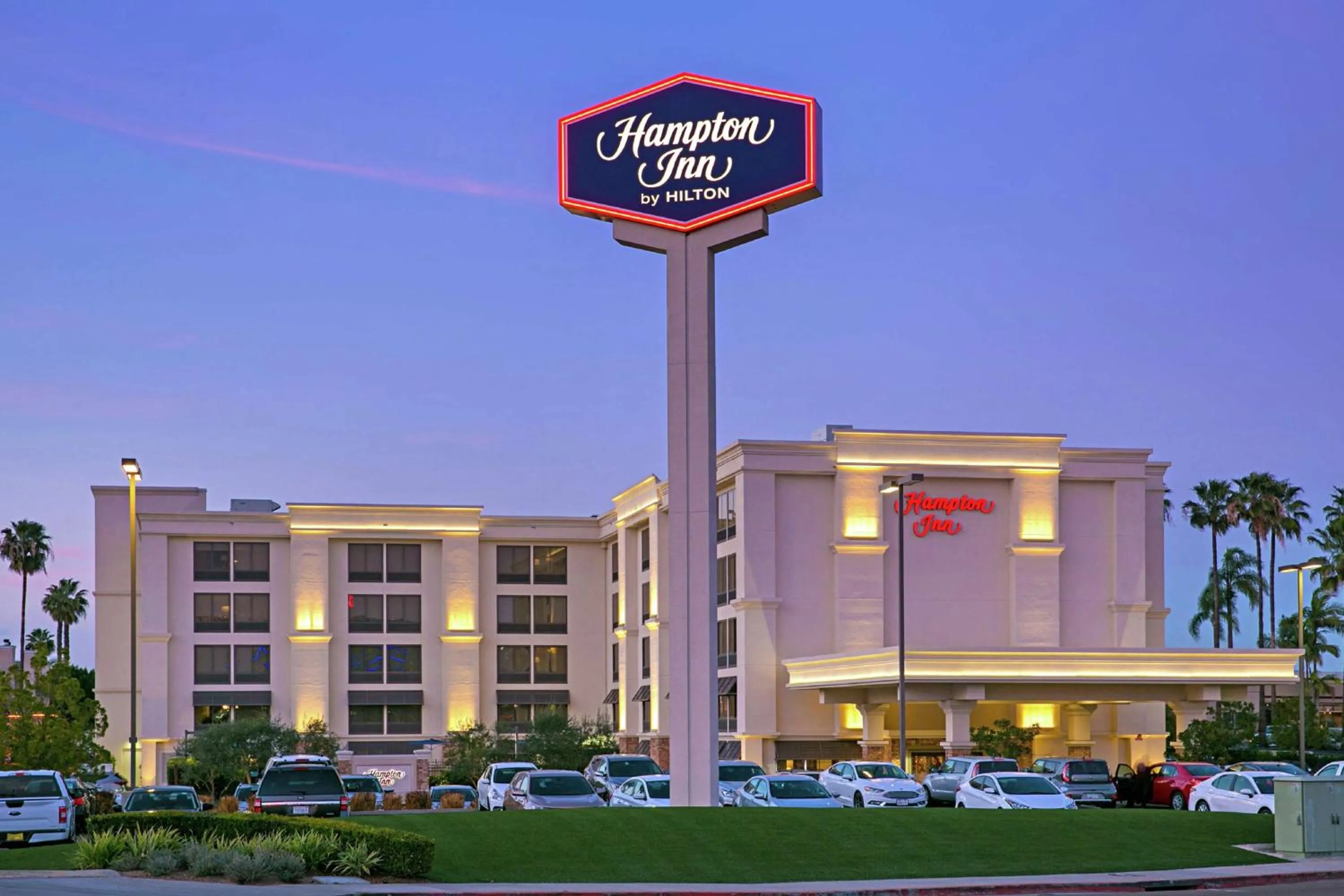 Property building in Hampton Inn by Hilton San Diego - Kearny Mesa