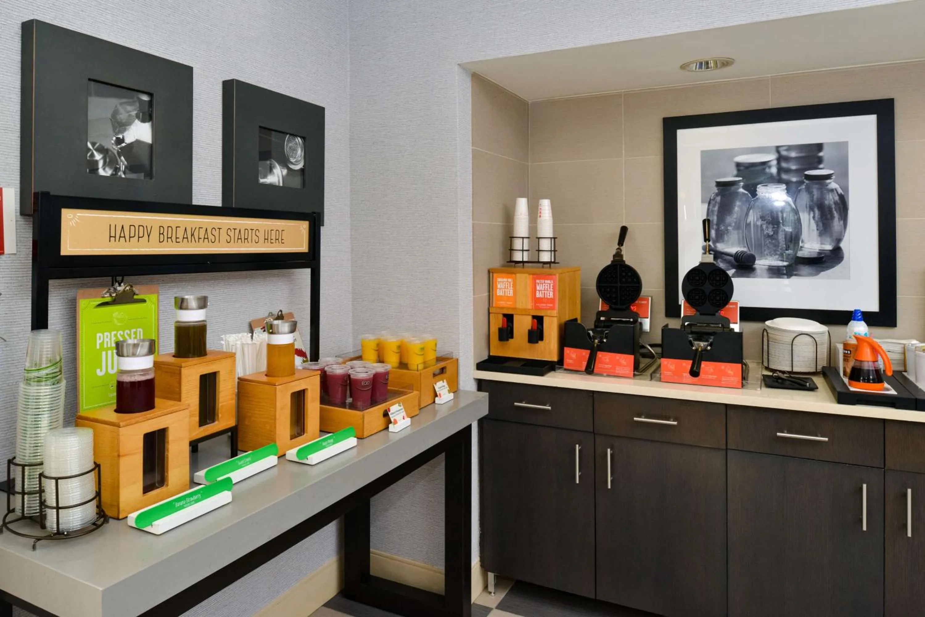 Breakfast in Hampton Inn San Francisco - Daly City